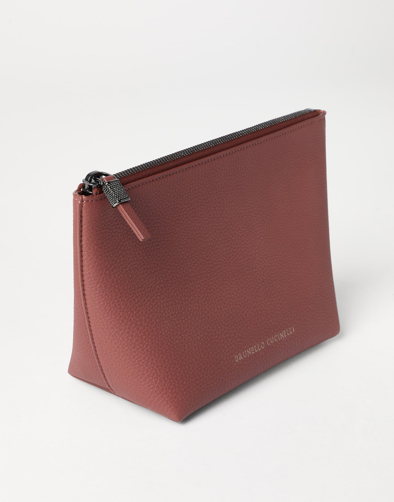 Grained calfskin pouch with shiny zipper pull 3