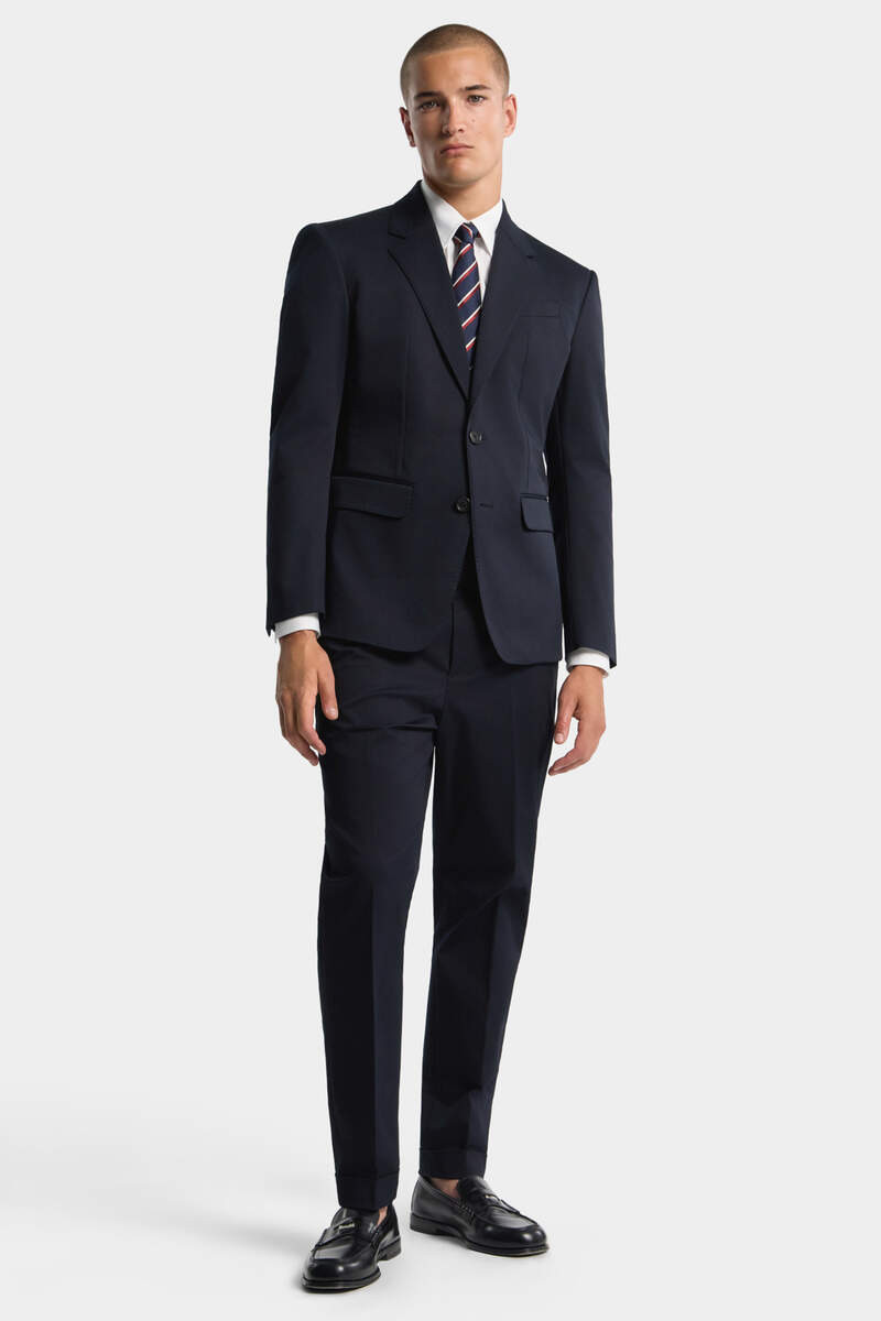DSQUARED2 CAPRI SUIT outlook