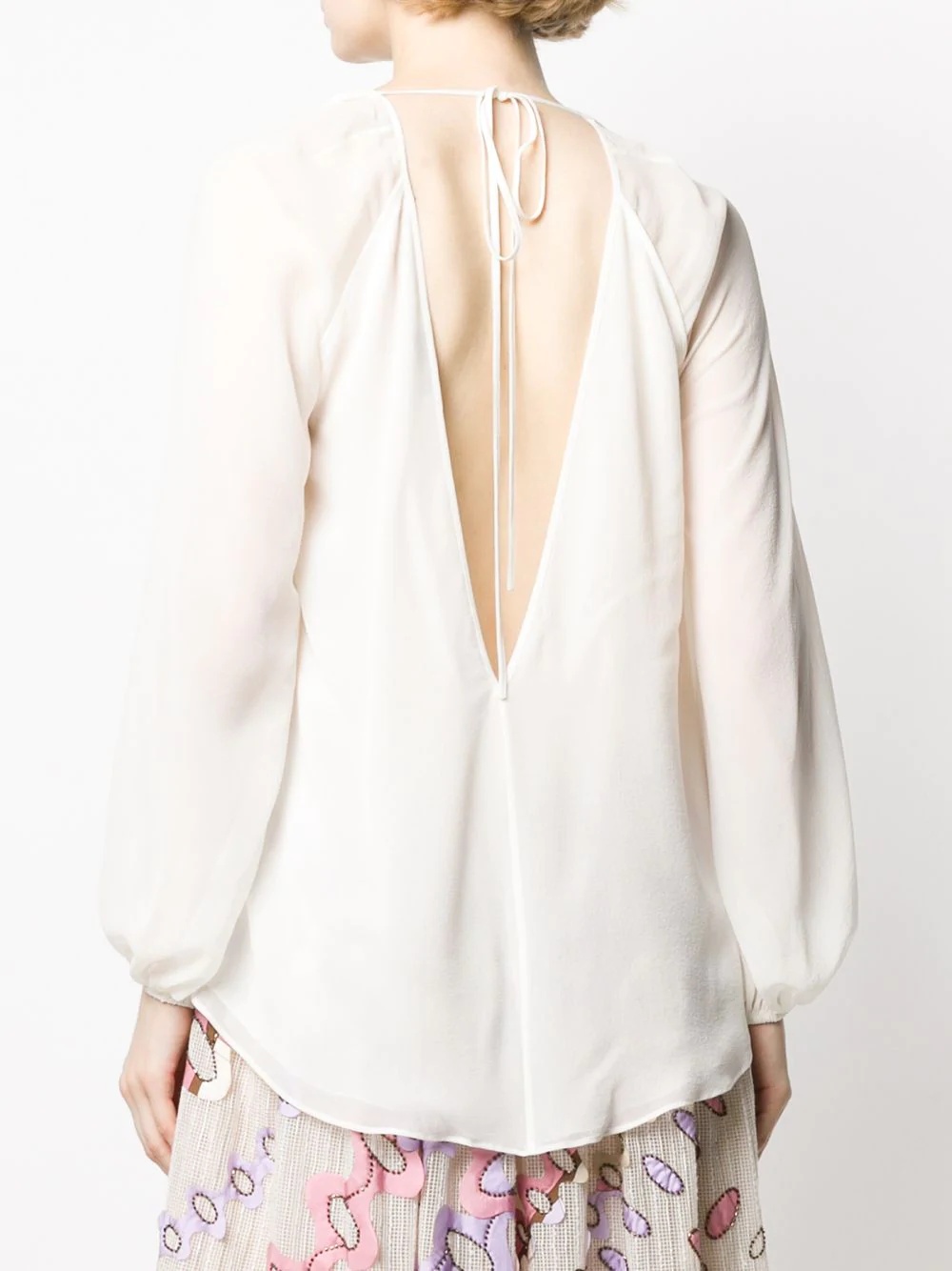 V-back balloon-sleeve blouse - 4