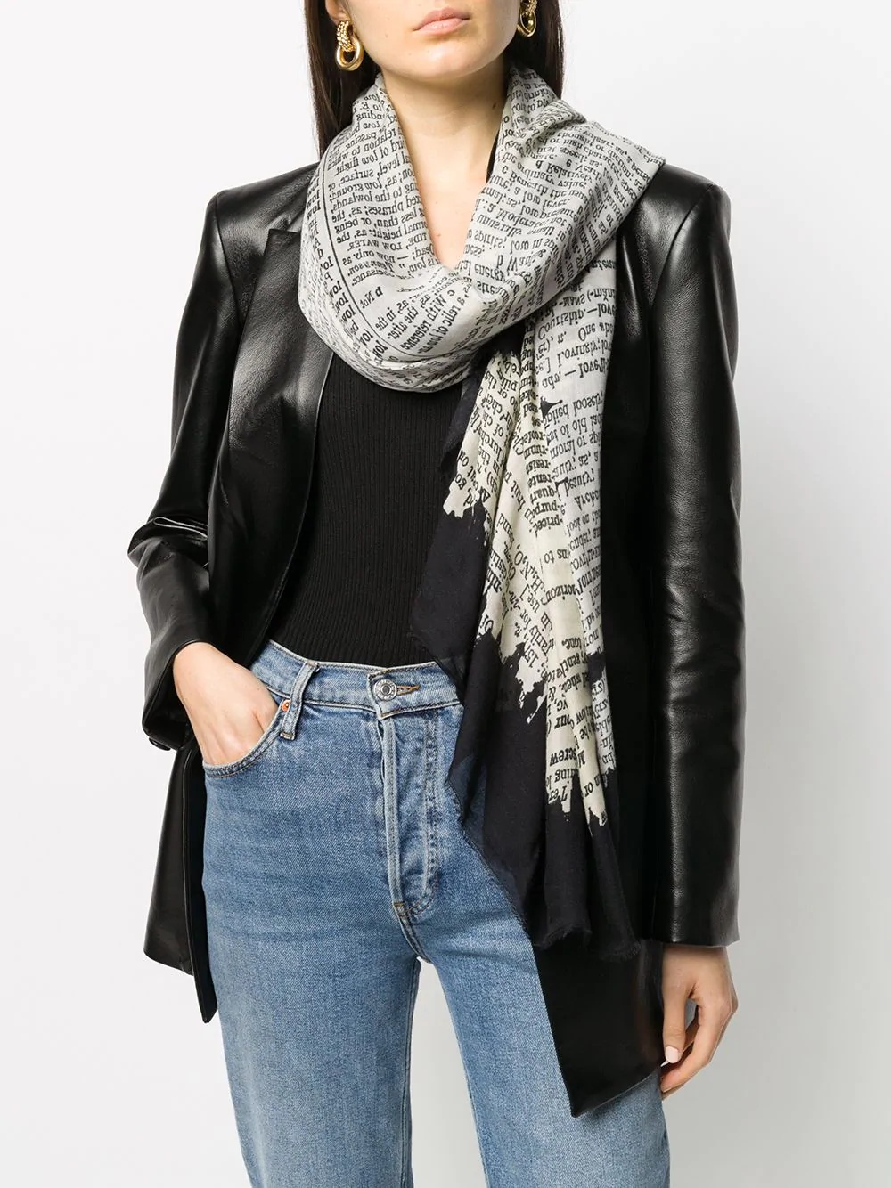 text-print lightweight scarf - 2