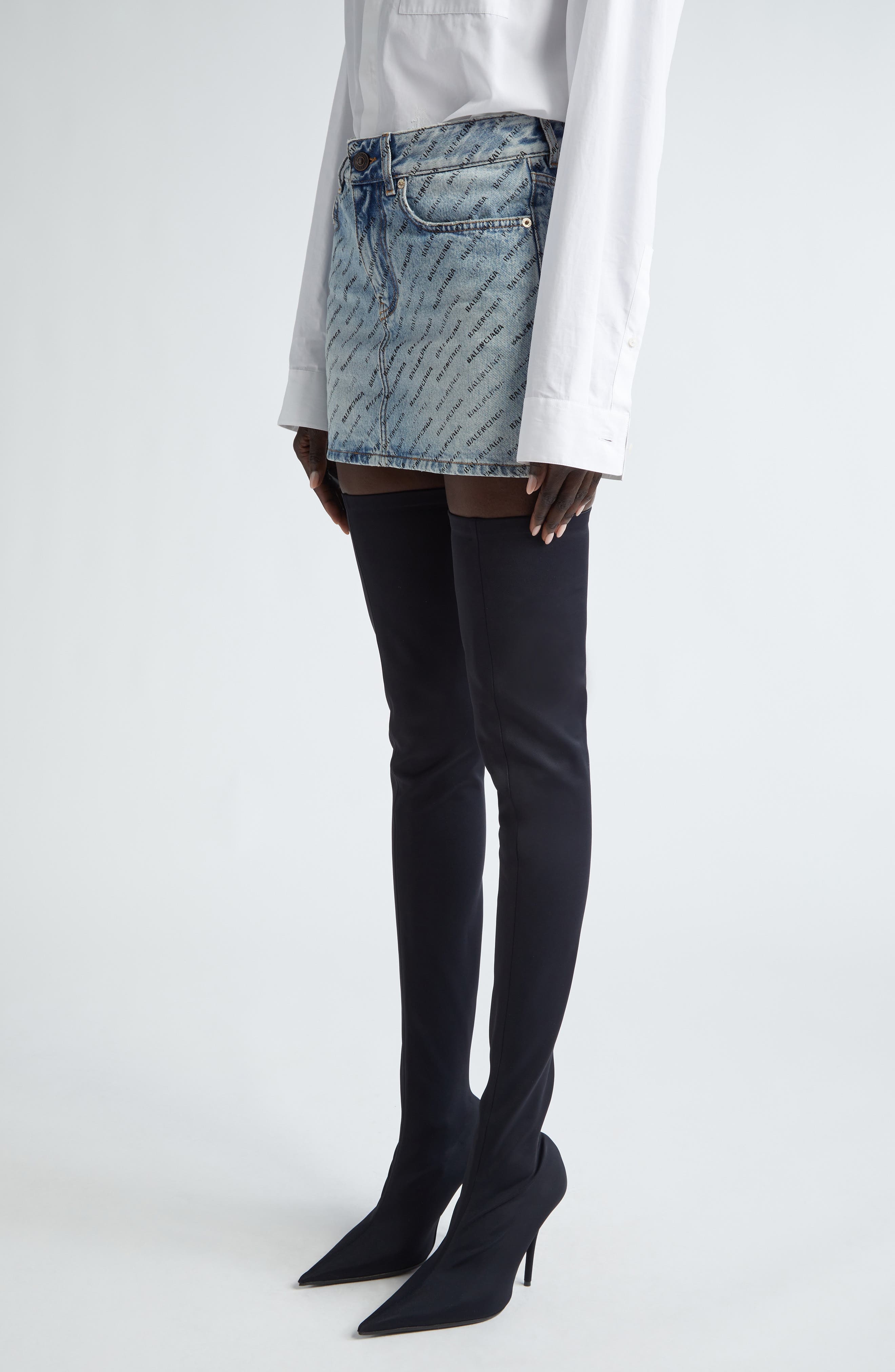 Logo Print Low Rise Denim Miniskirt - 4
