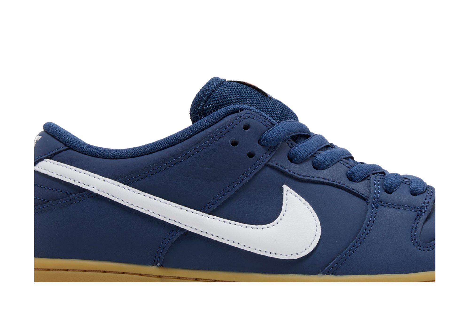 Dunk Low SB 'Navy Gum' - 2