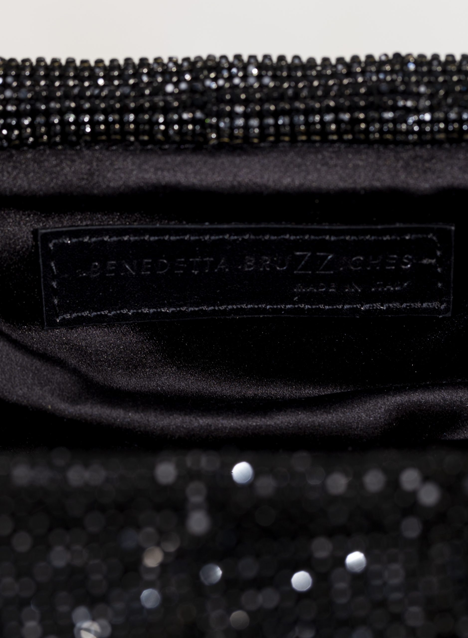 Benedetta Bruzziches – La Venus Grande Jet Black - 6