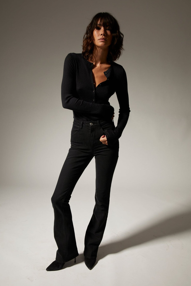 SPRWMN BLACK CASHMERE HENLEY outlook