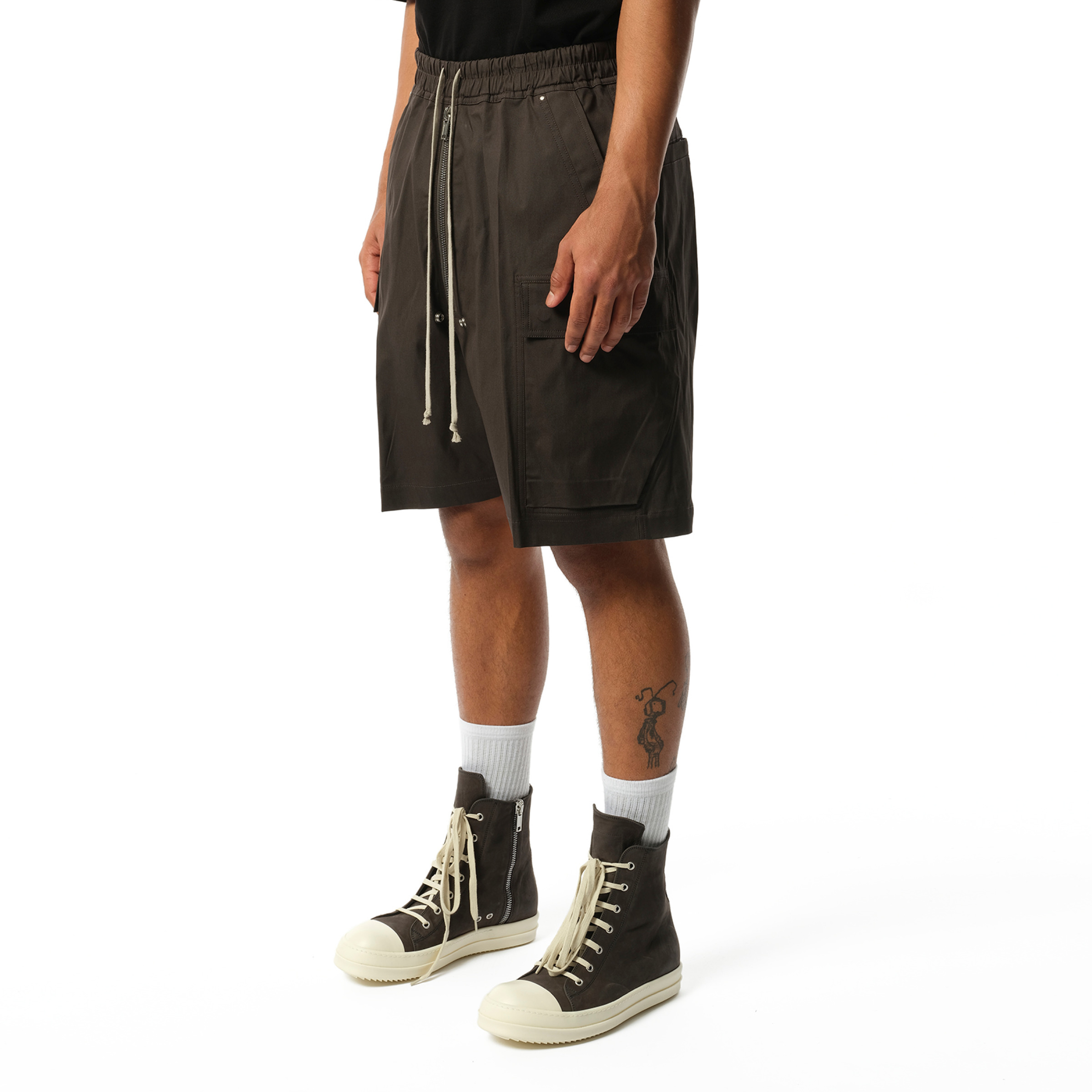 Cotton Poplin Cargobela Shorts in Dark Dust - 5