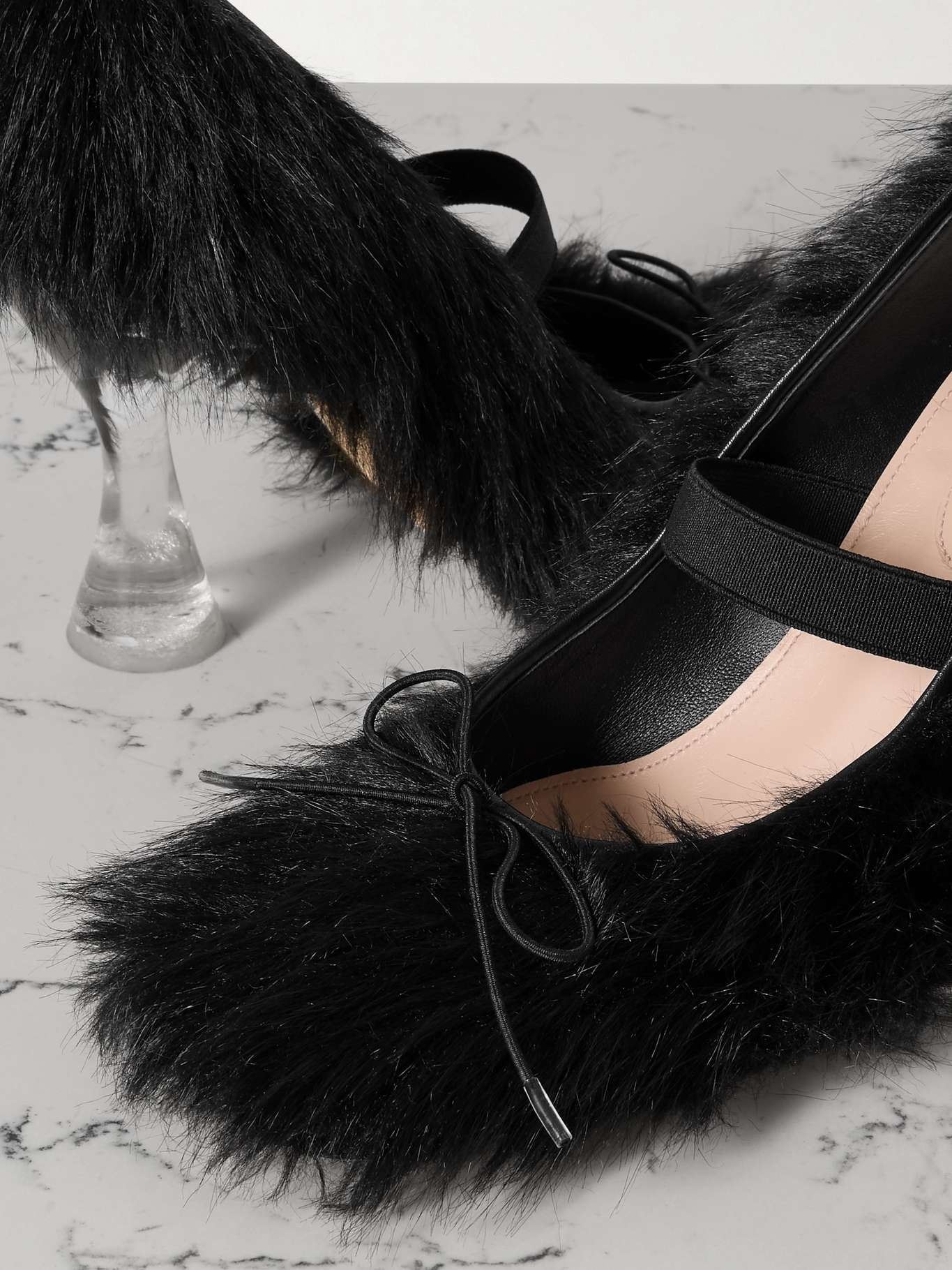 Bow-embellished faux-fur pumps - 4