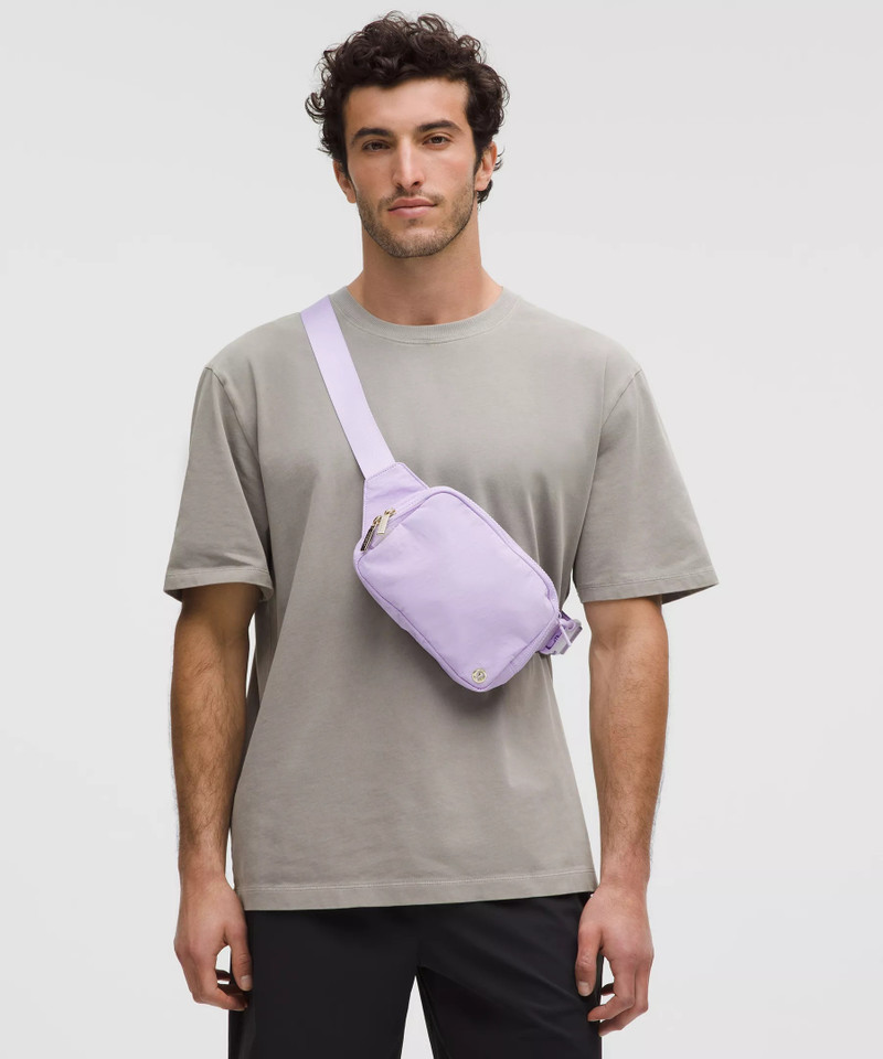 Everywhere Belt Bag Large with Long Strap 2L 6