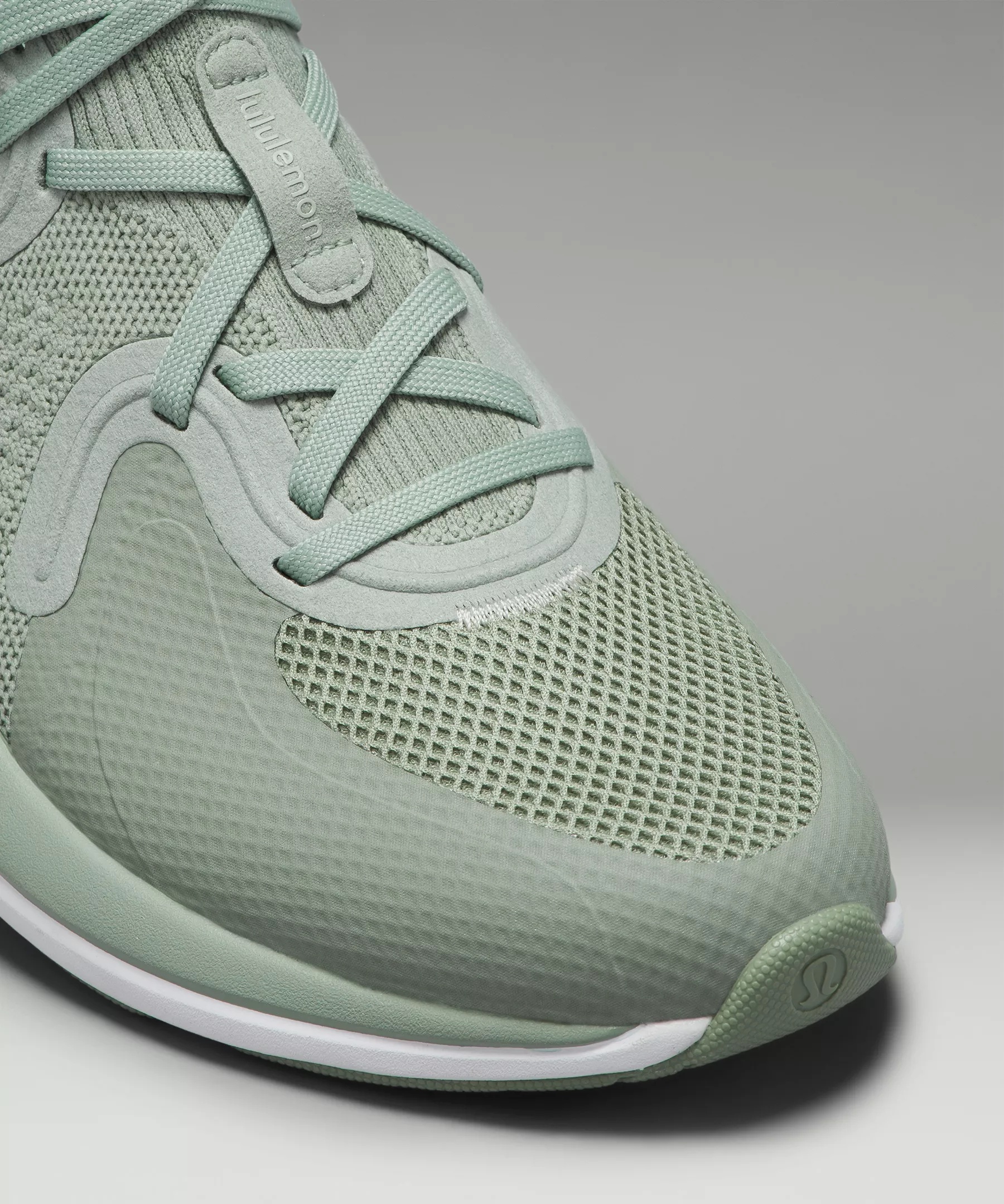 chargefeel 2 Mid Women's Workout Shoe - 10