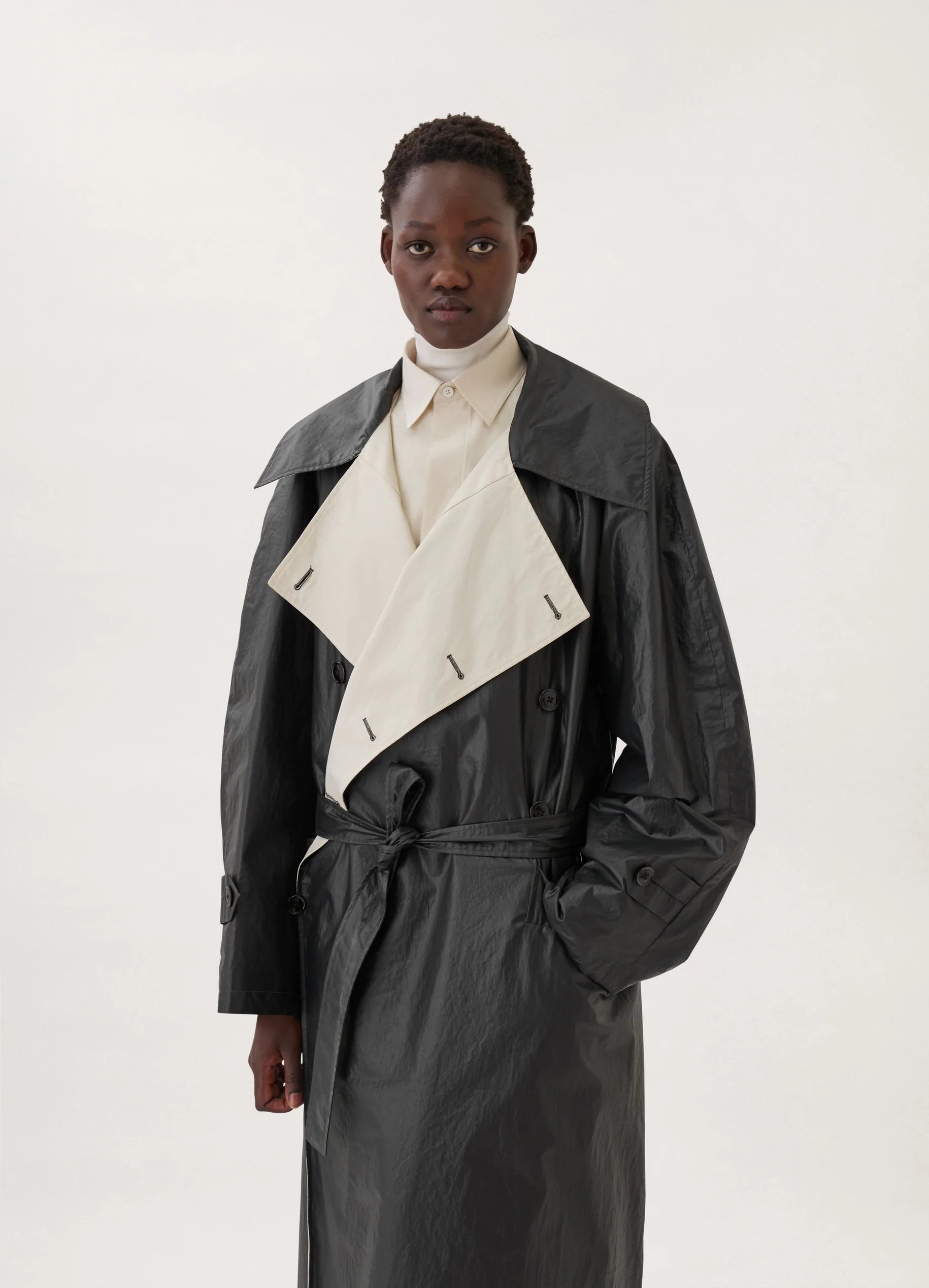 BICOLOR TRENCH COAT
COATED COTTON - 3