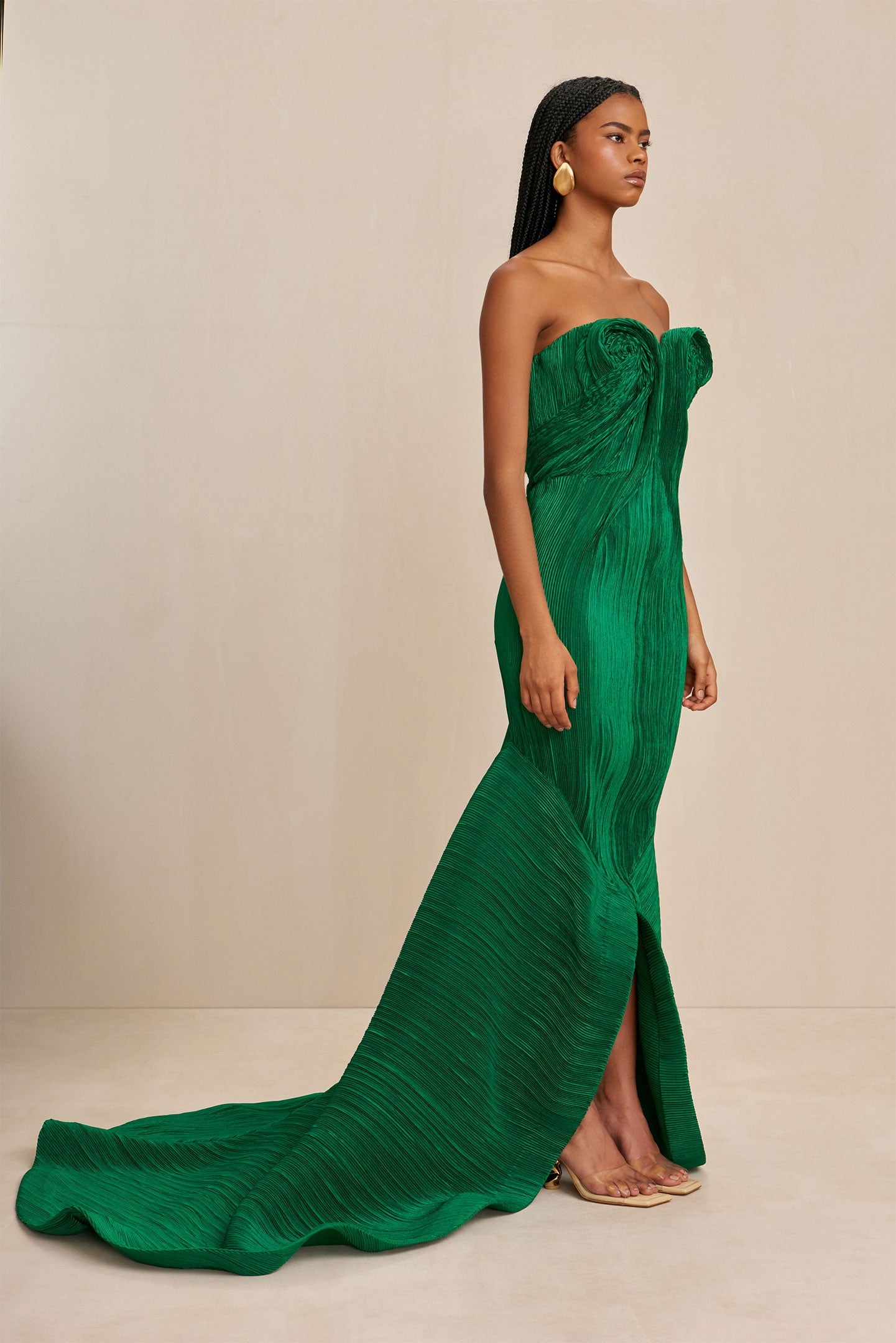 TAHIRAE GOWN - 3