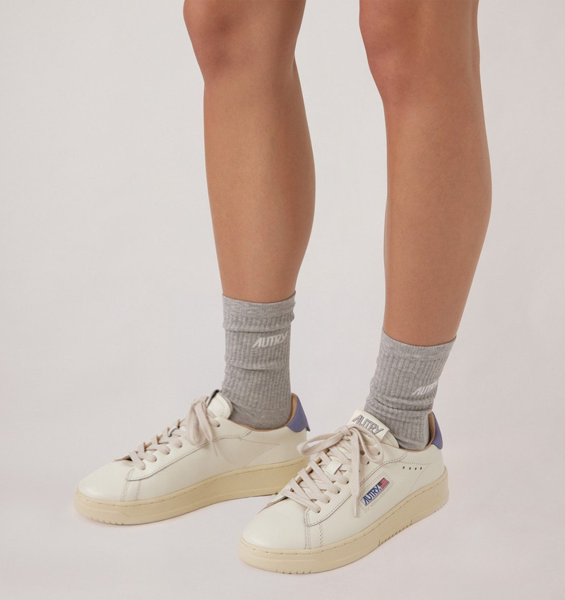AUTRY DALLAS LOW SNEAKERS IN MARSHMALLOW AND TEMPEST LEATHER outlook