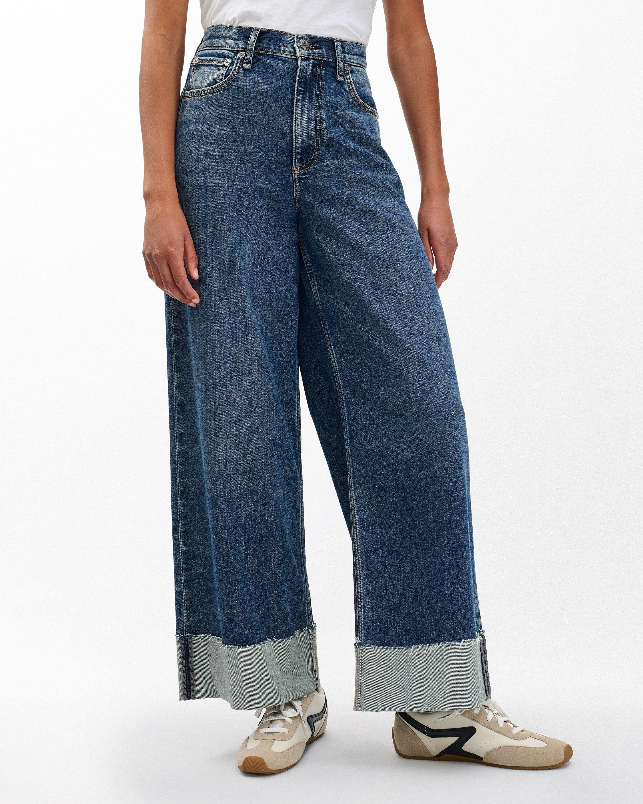 Sofie Cuffed Wide-Leg Jeans
Vintage Stretch in Lee - 4