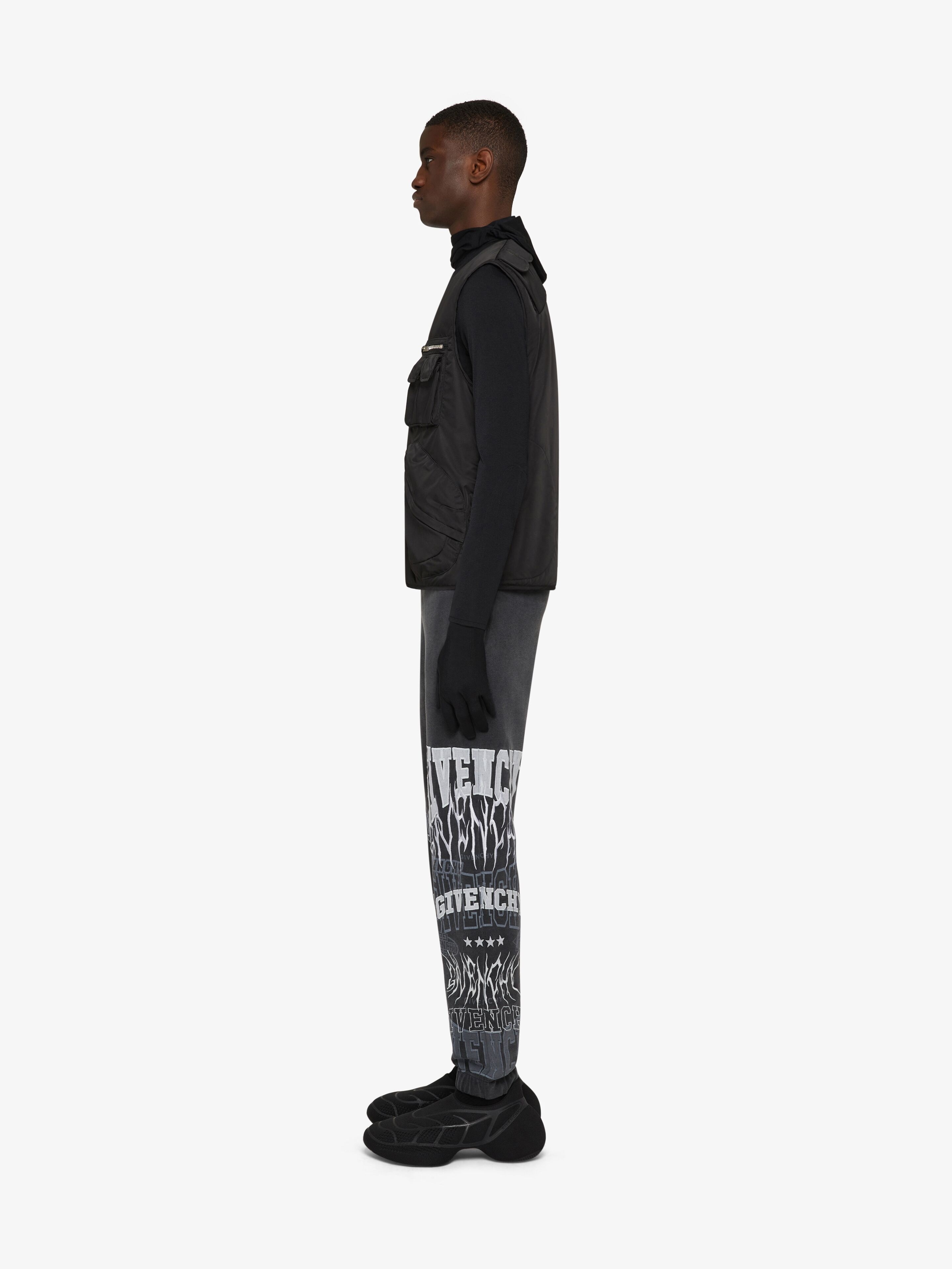 SLIM FIT JOGGER PANTS IN EMBROIDERED FELPA - 3