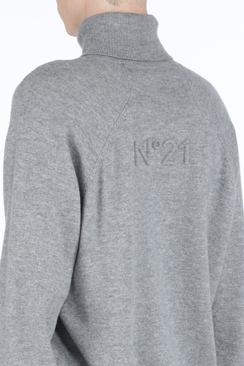 SCORPION-EMBELLISHED SWEATER 5