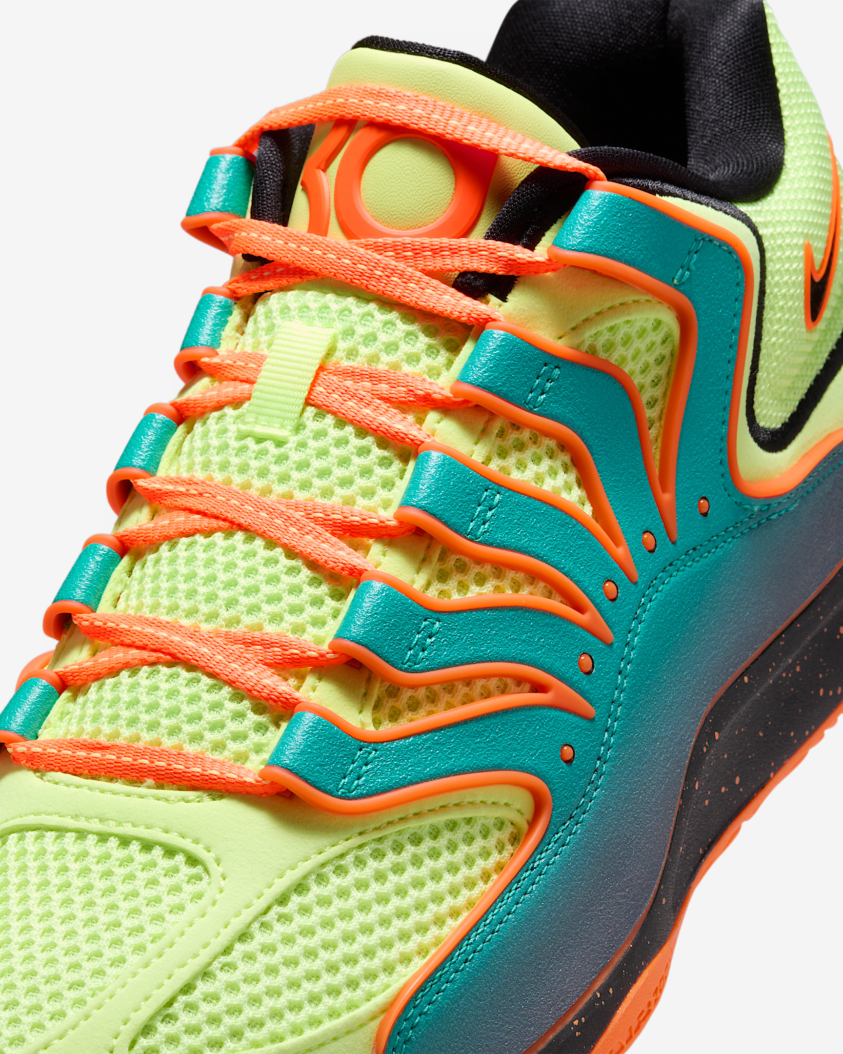 KD18 "New Timeline" Basketball Shoes - 7