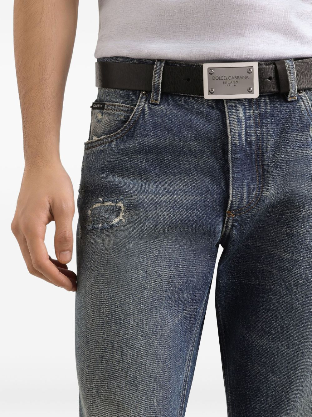 distressed logo-plaque jeans - 5