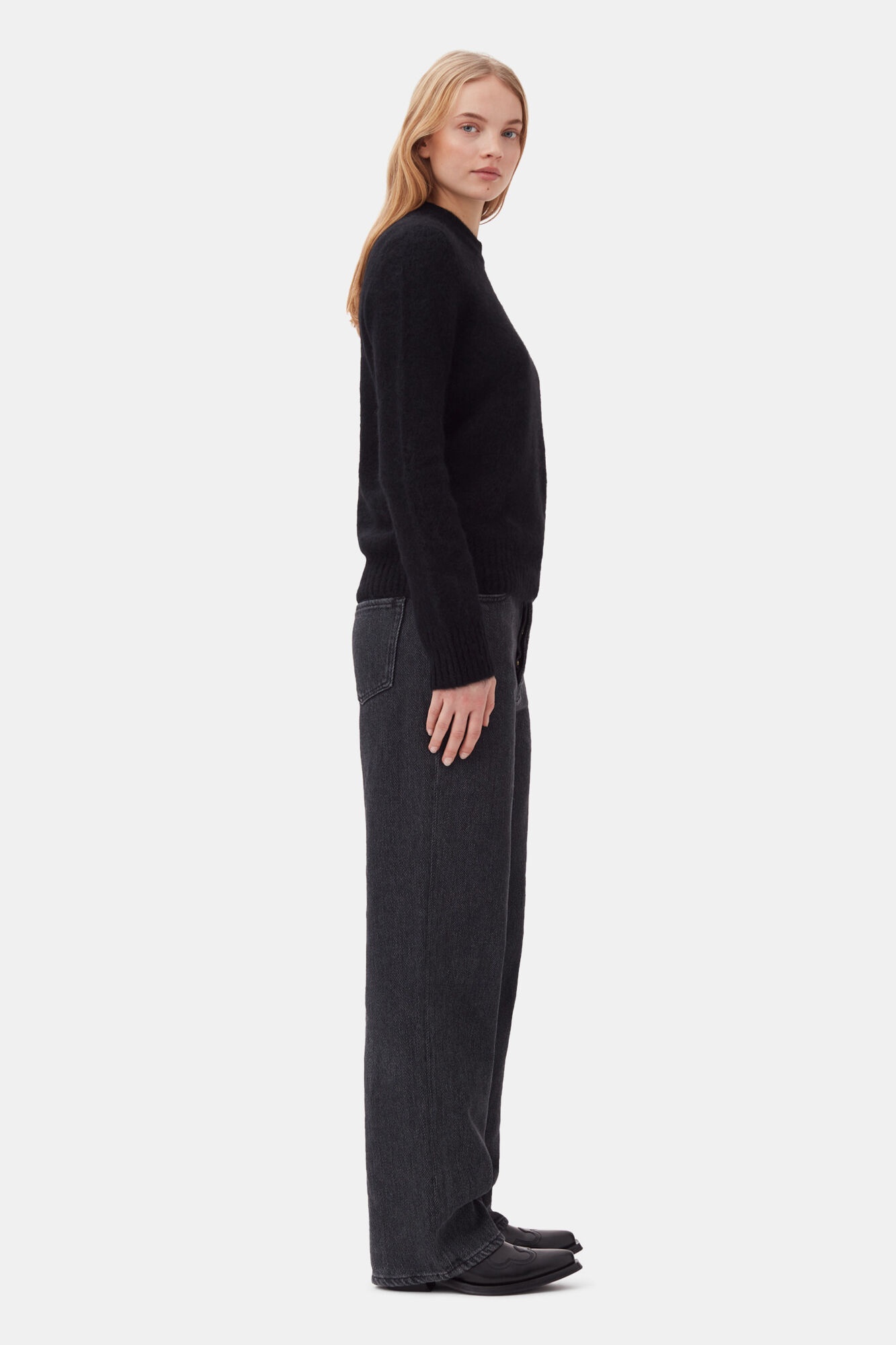 BLACK BRUSHED ALPACA O-NECK SWEATER - 5