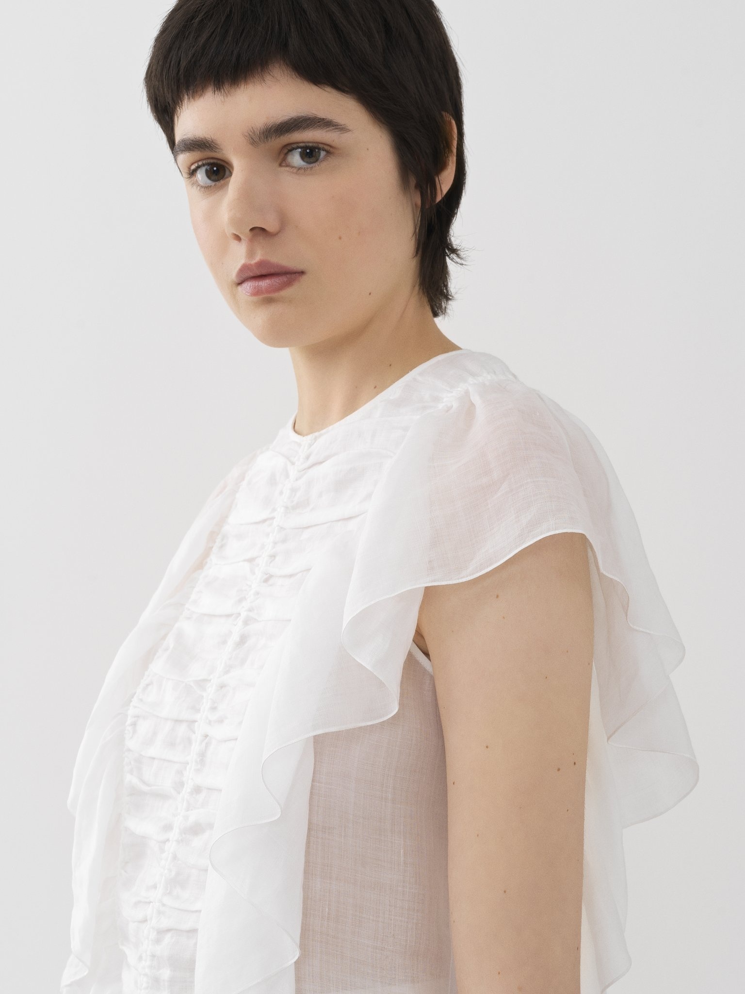 SLEEVELESS RUFFLE TOP - 2