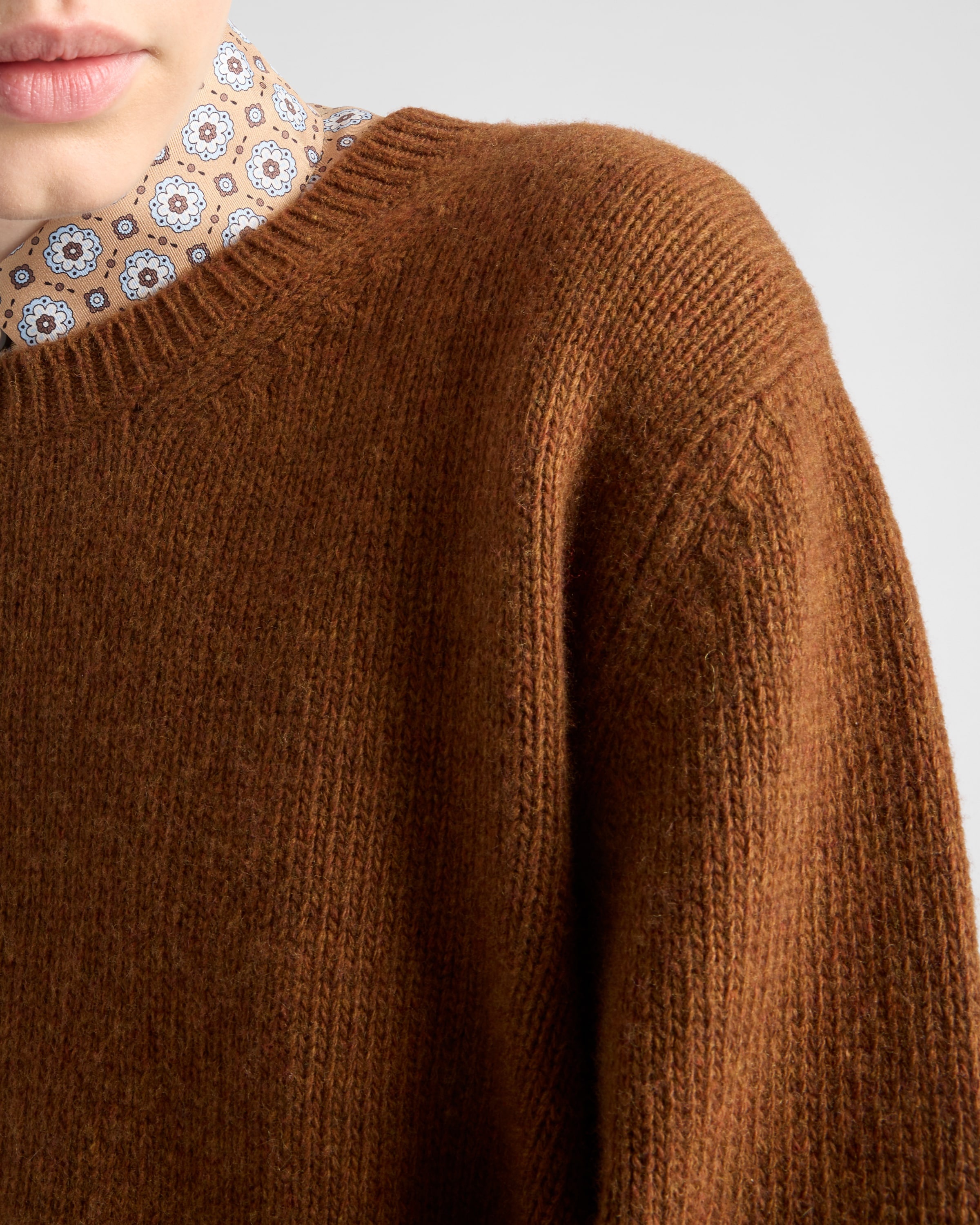 Wool and cashmere crew-neck sweater - 4