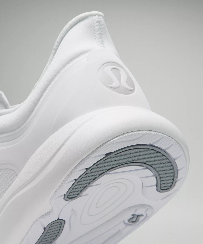 Women's Chargefeel Low Workout Shoe 9