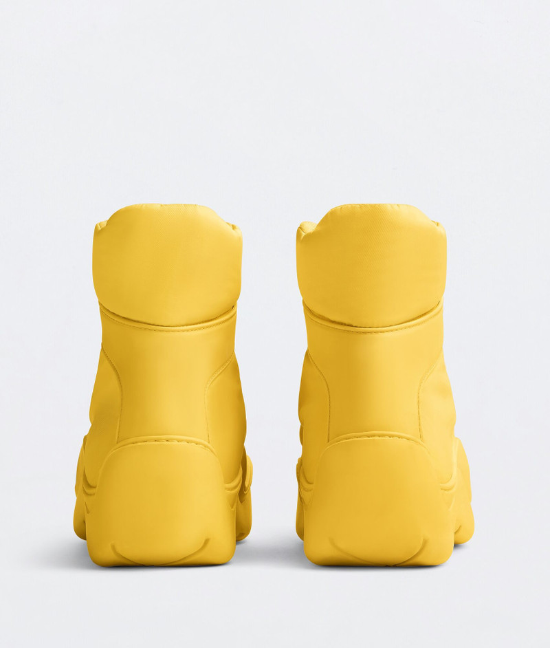 Bottega Veneta puddle bomber outlook