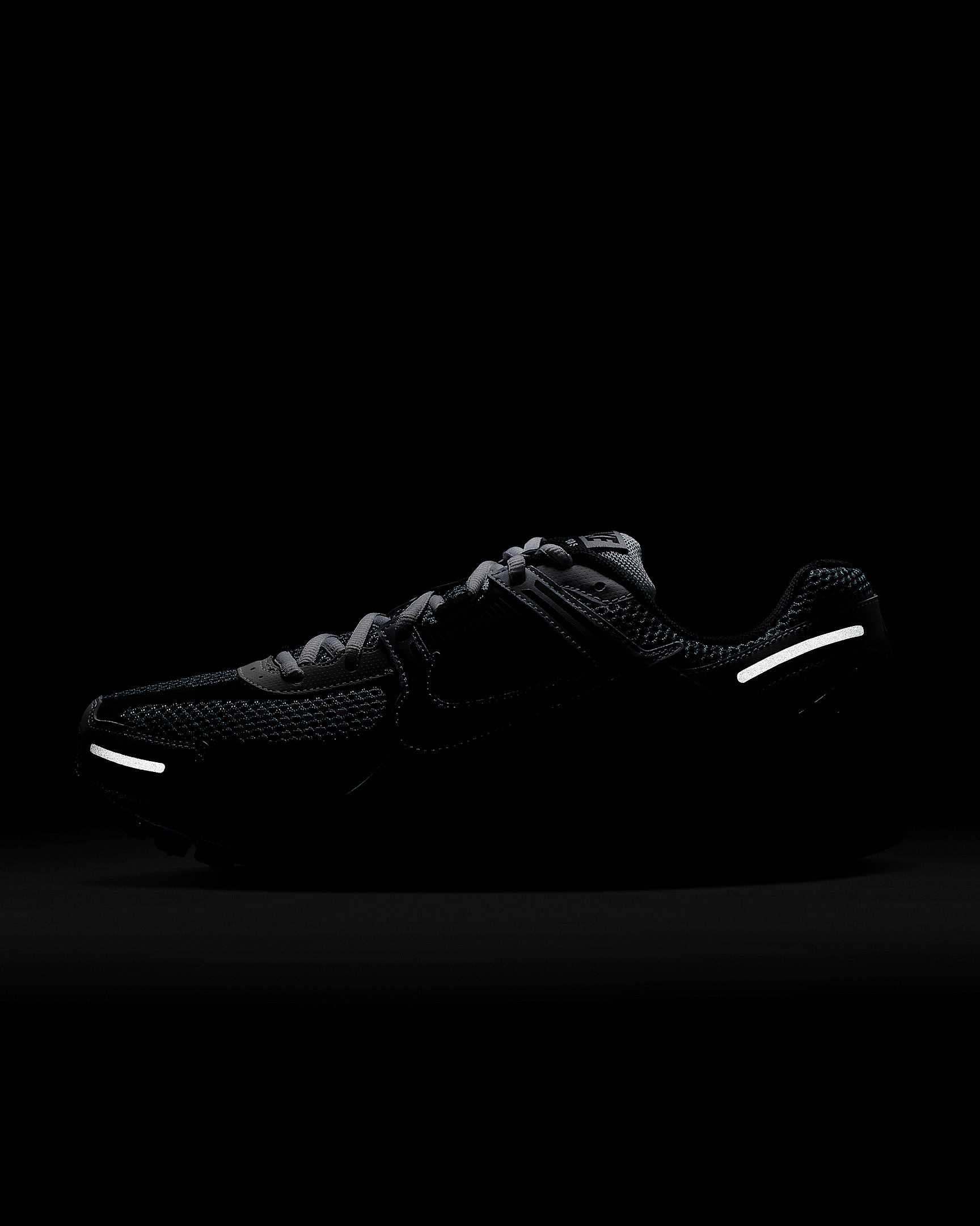 Nike Zoom Vomero 5 SE SP Men's Shoes - 9