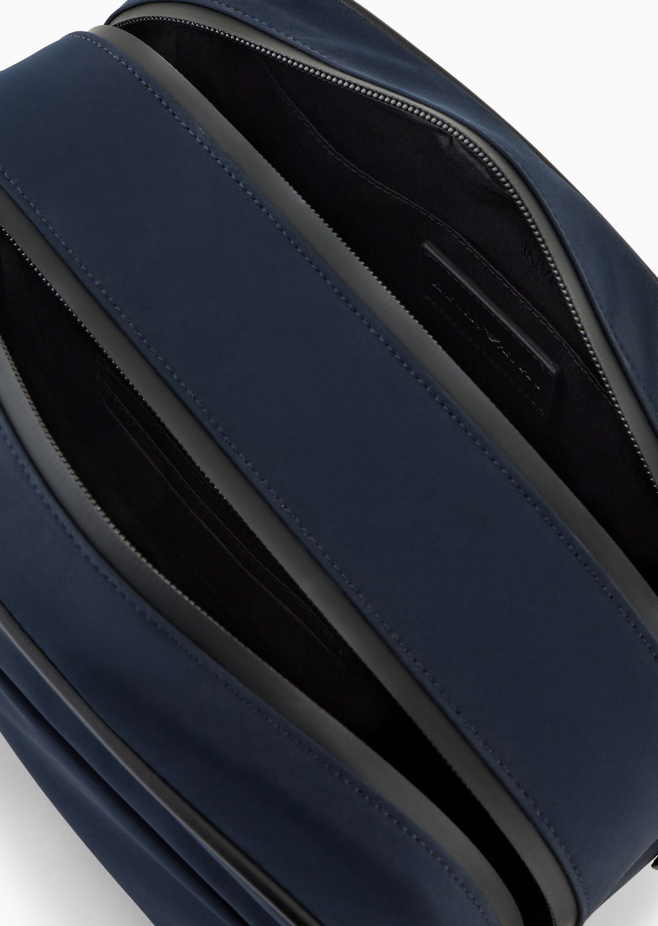 Travel Essentials nylon washbag - 4