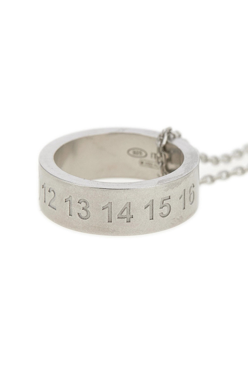 Maison Margiela 'Number Reference' necklace outlook