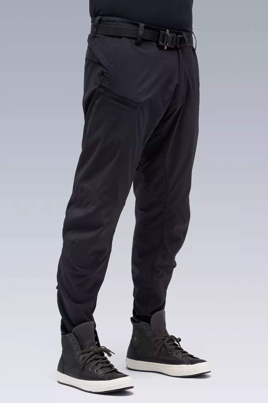 パンツ ACRONYM P10-E ARTICULATED TAPERED PANTS ACRONYM P10-E Encapsulated Nylon Articulated Pant Black
