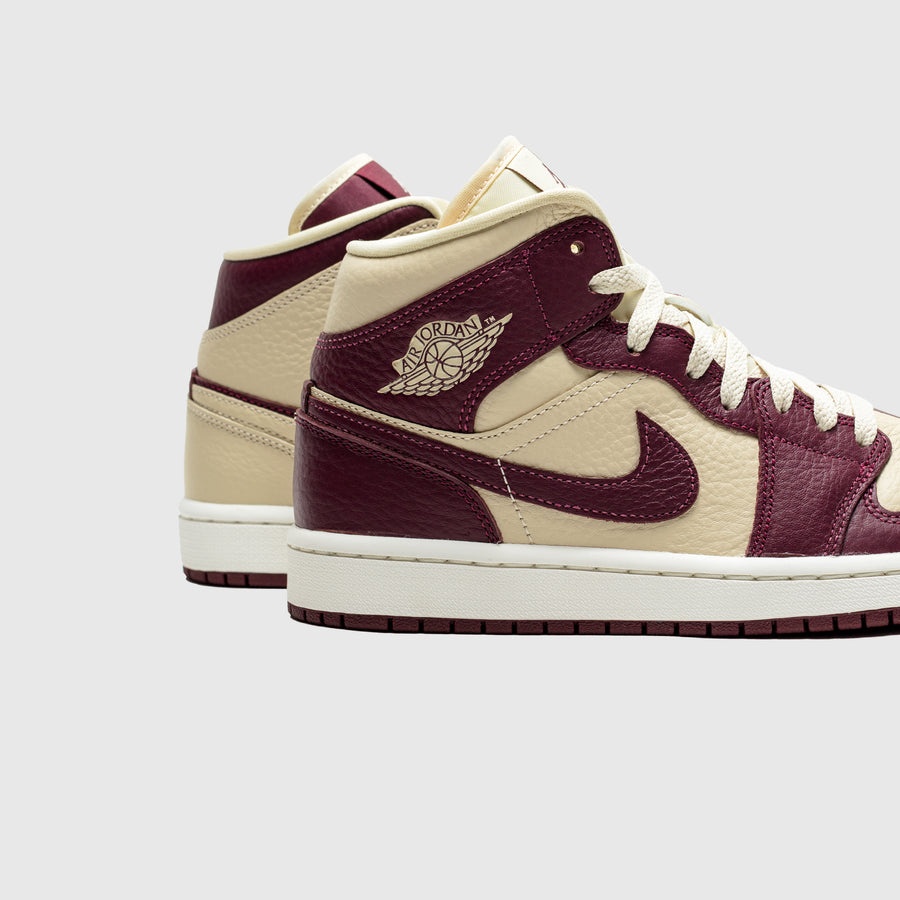 WMNS AIR JORDAN 1 MID SE "SPLIT CHERRYWOOD BEACH" - 5