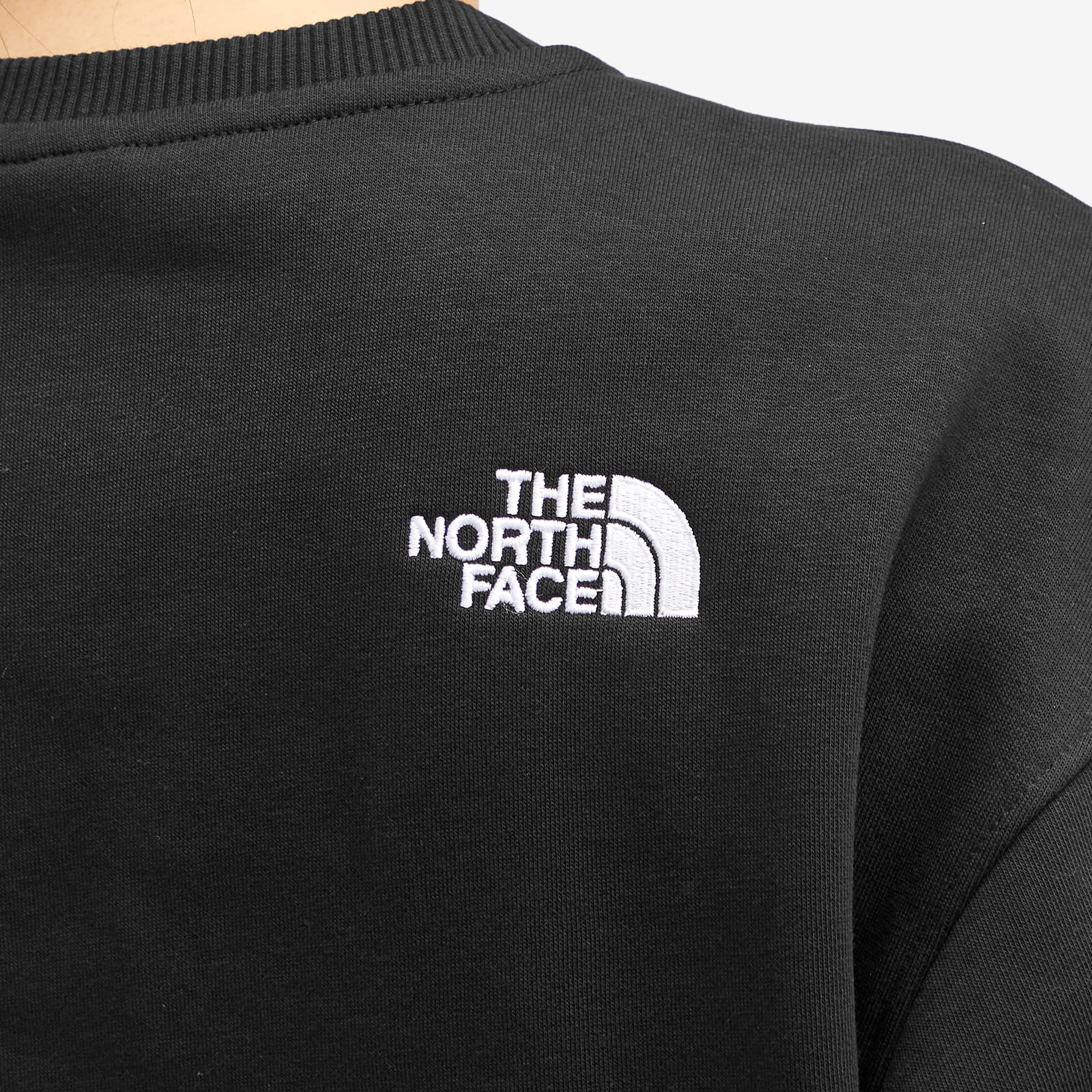 The North Face Essential Crew Sweat - 5