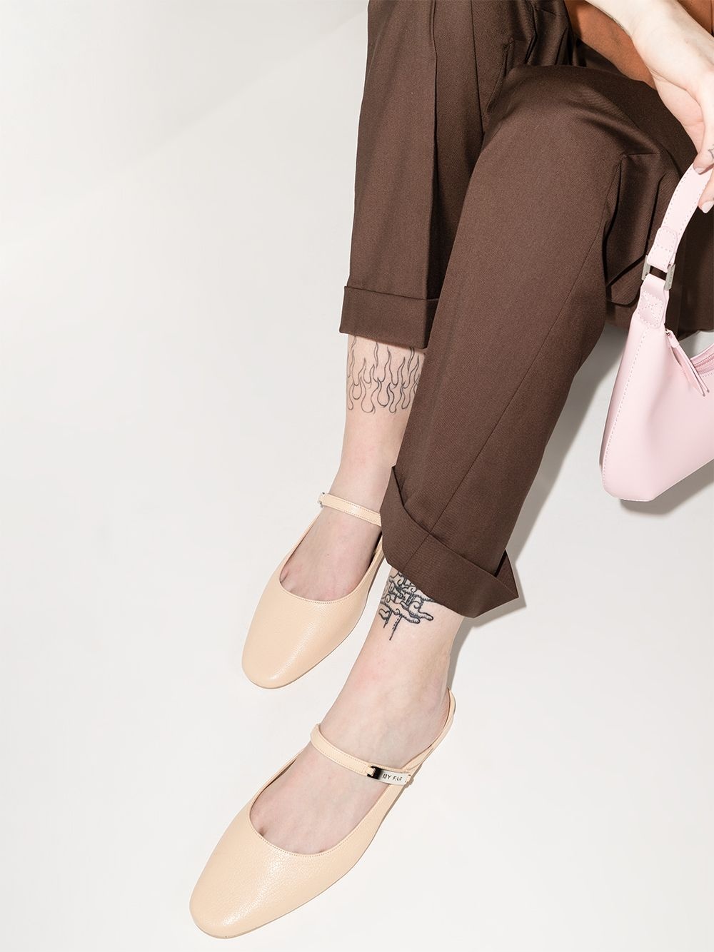 Etta grained leather mules - 3