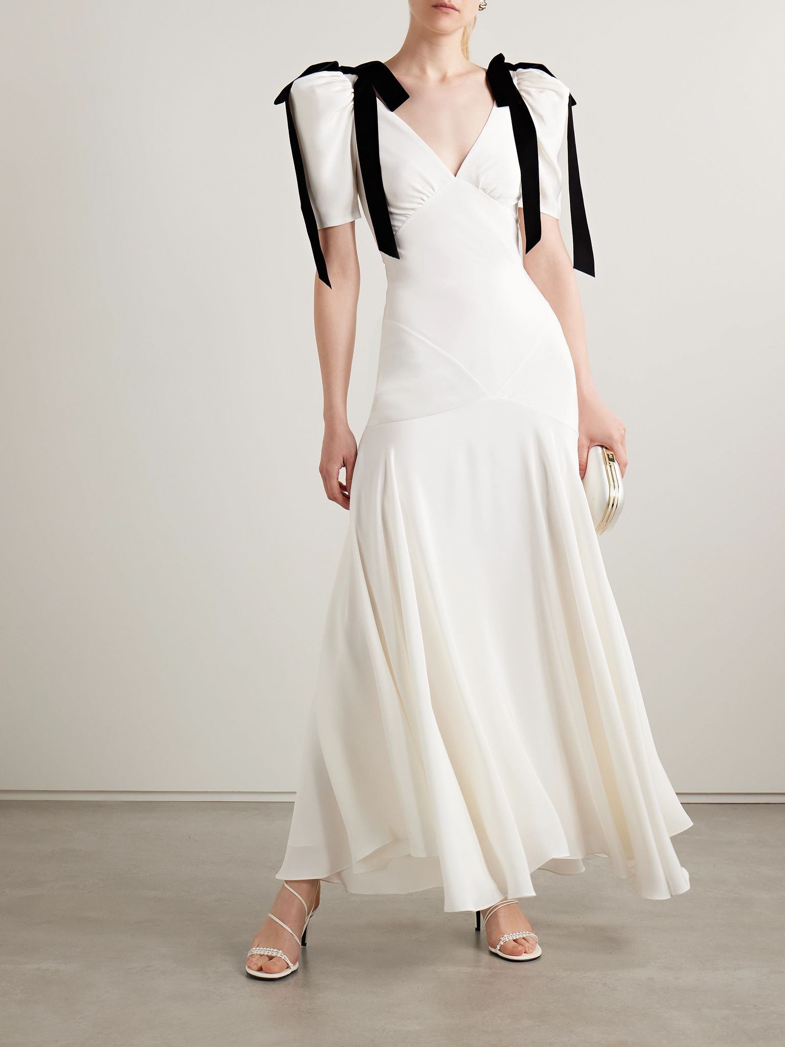 Velvet bow-embellished silk-crepe gown White - 2
