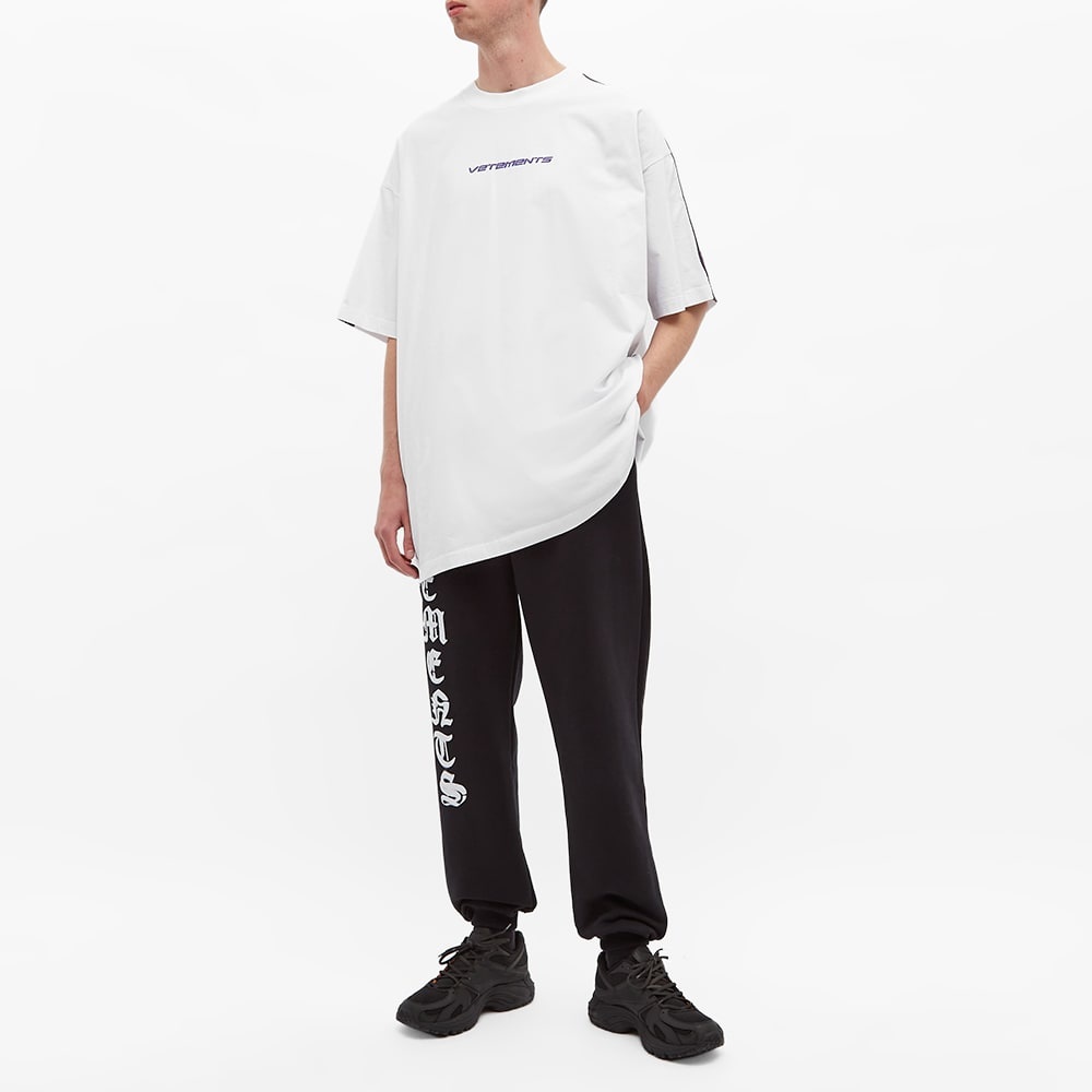 VETEMENTS Logo Taped Oversized Tee - 7