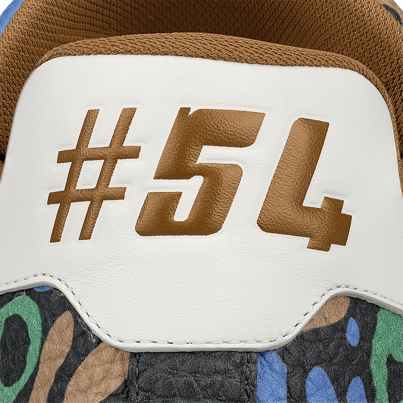 LV Trainer Sneaker 5