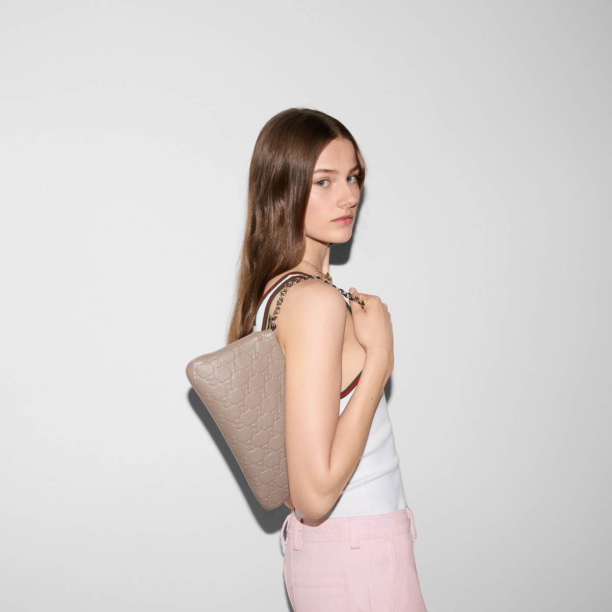 GG Emblem medium shoulder bag - 4