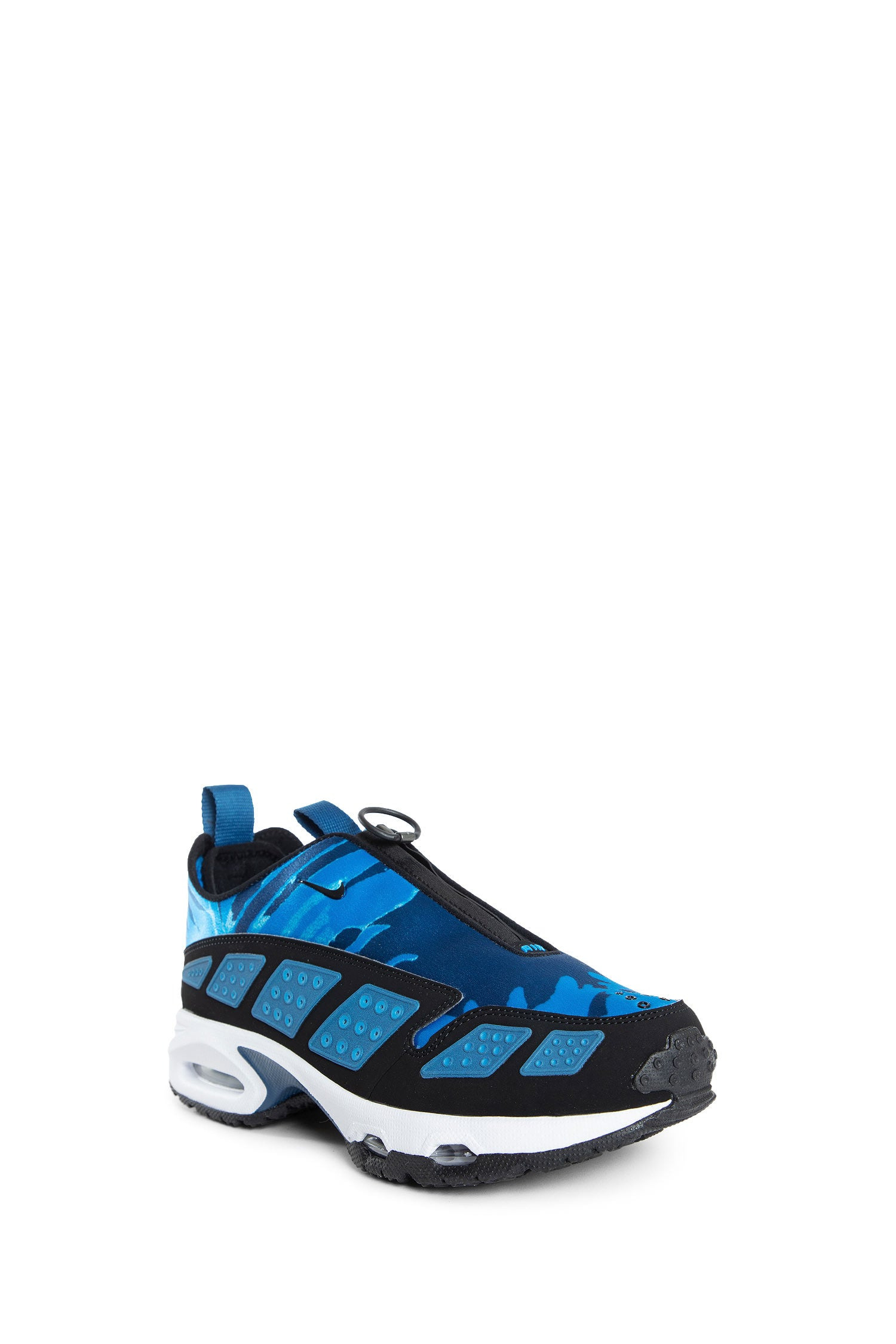 Air-Max-Sunder-Court-Camo-Sneakers - 2