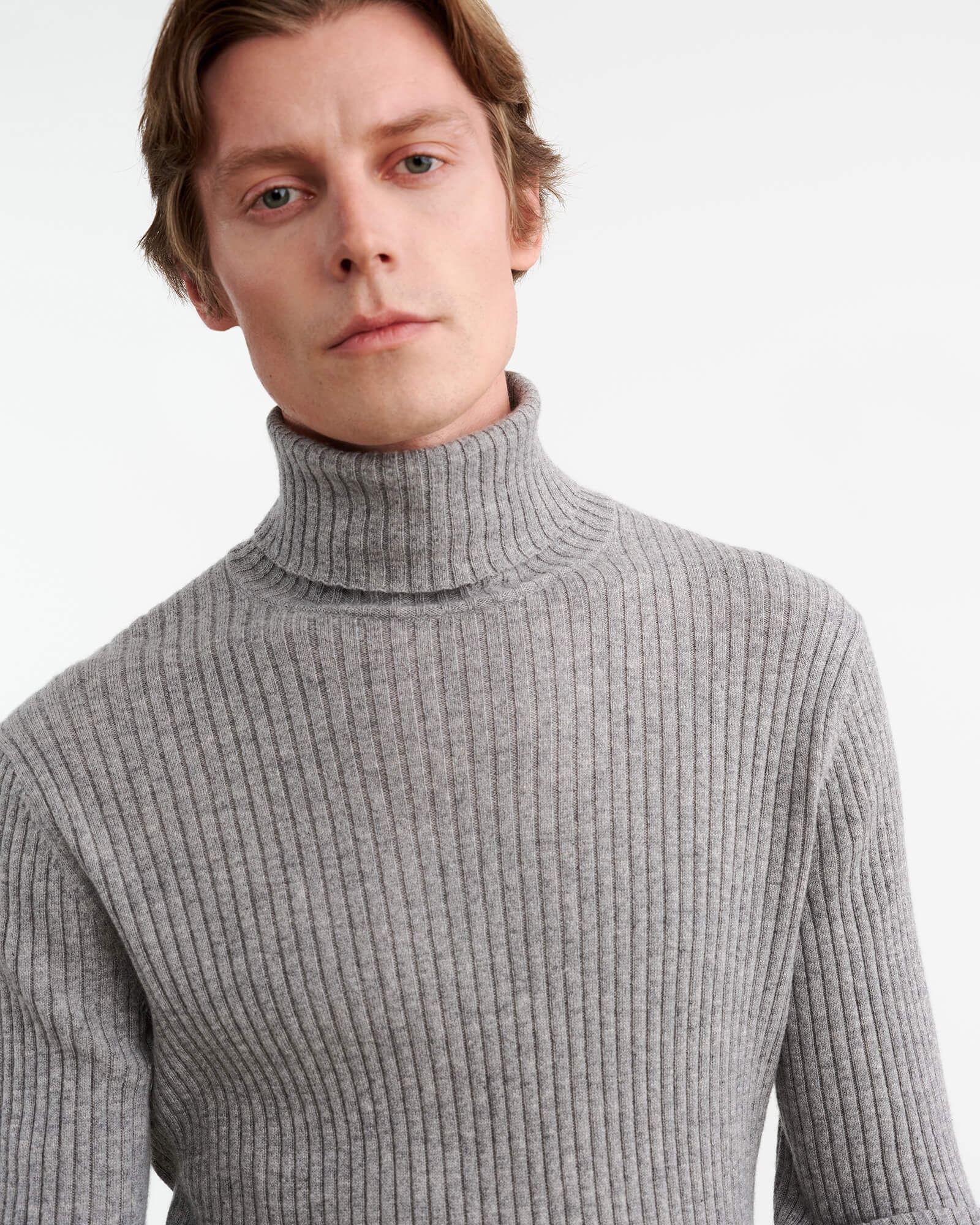 COLE CASHMERE TURTLENECK SWEATER - 3