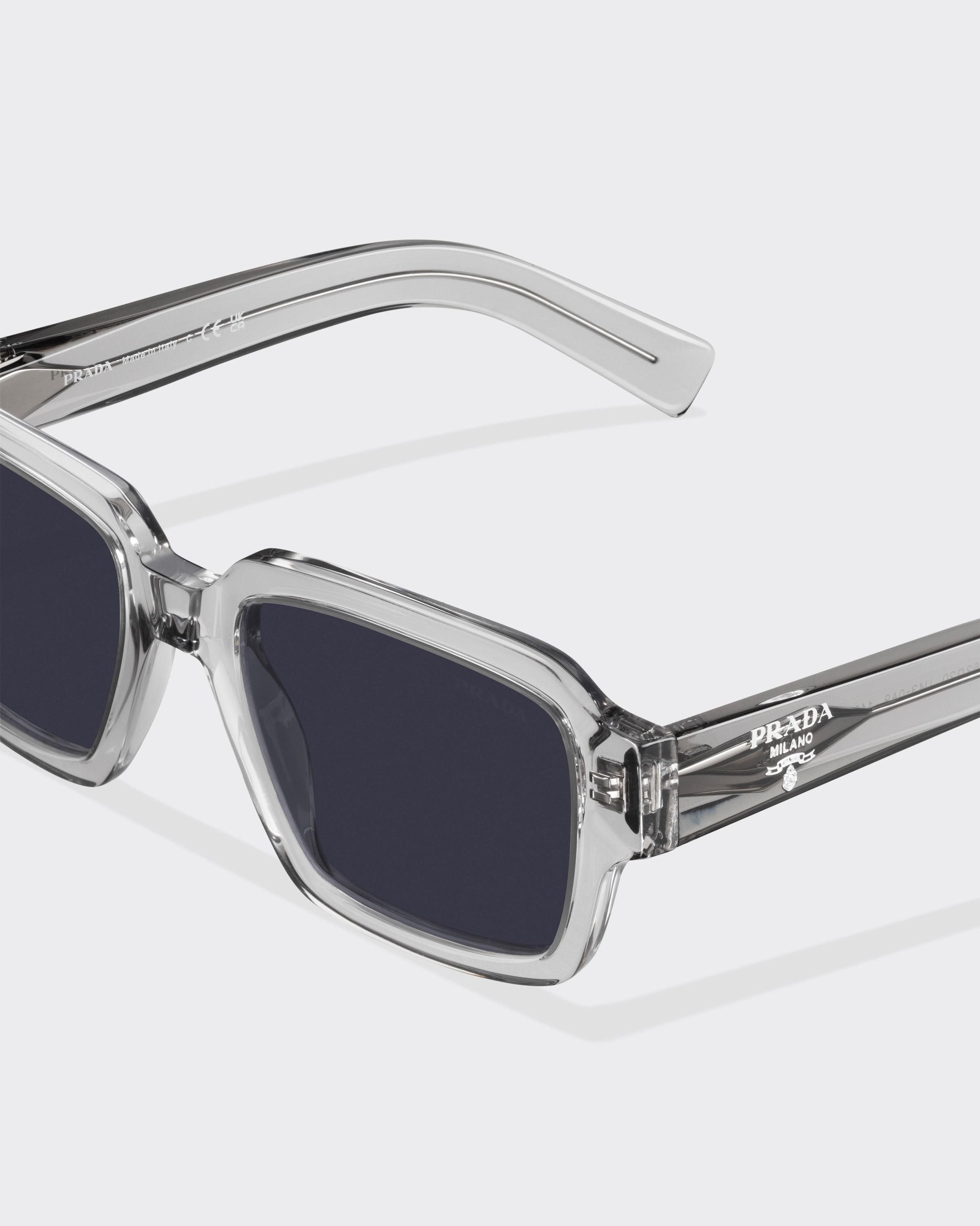 Sunglasses with Prada logo - 5