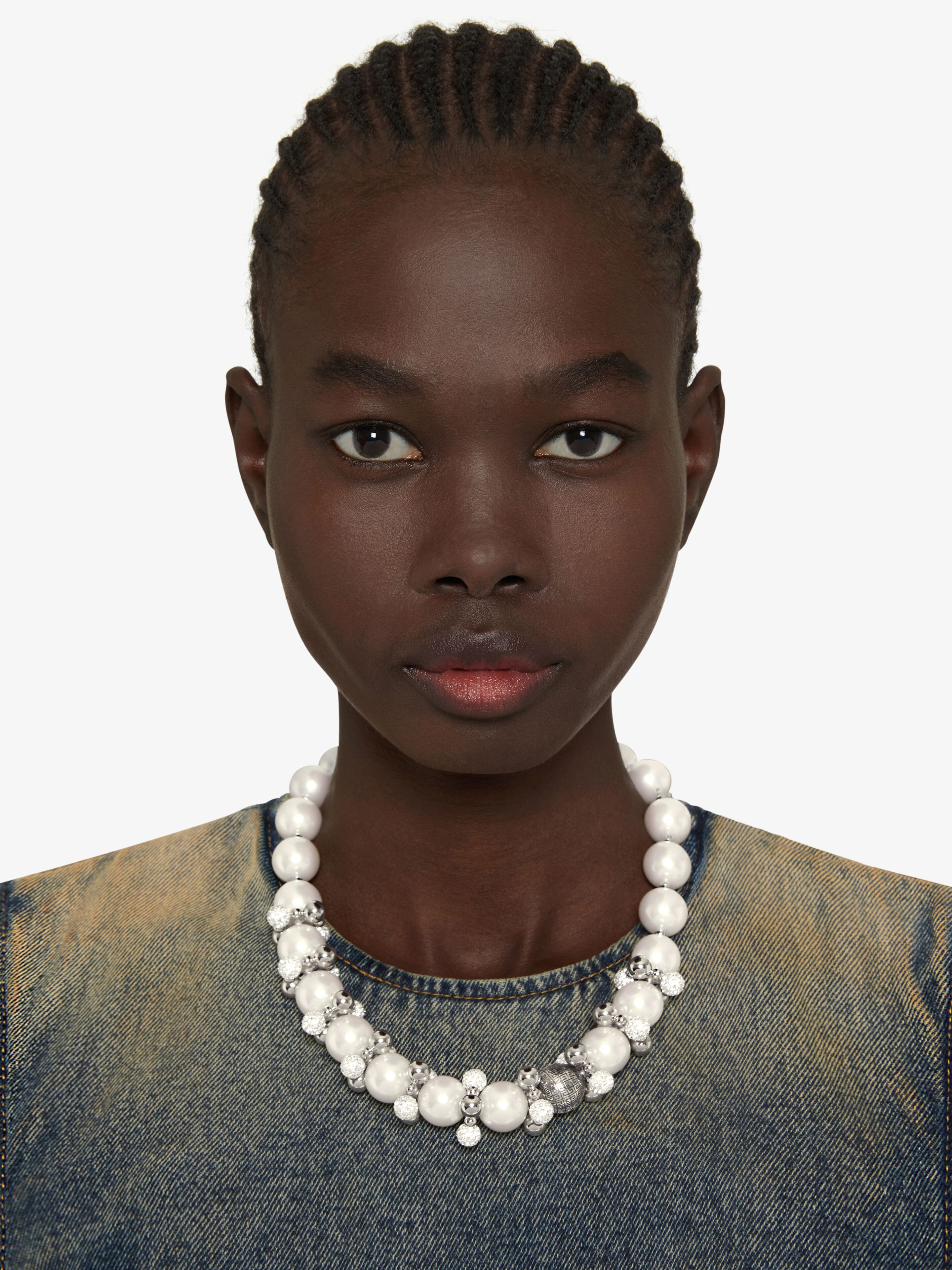 4G PEARL NECKLACE WITH CRYSTALS - 3