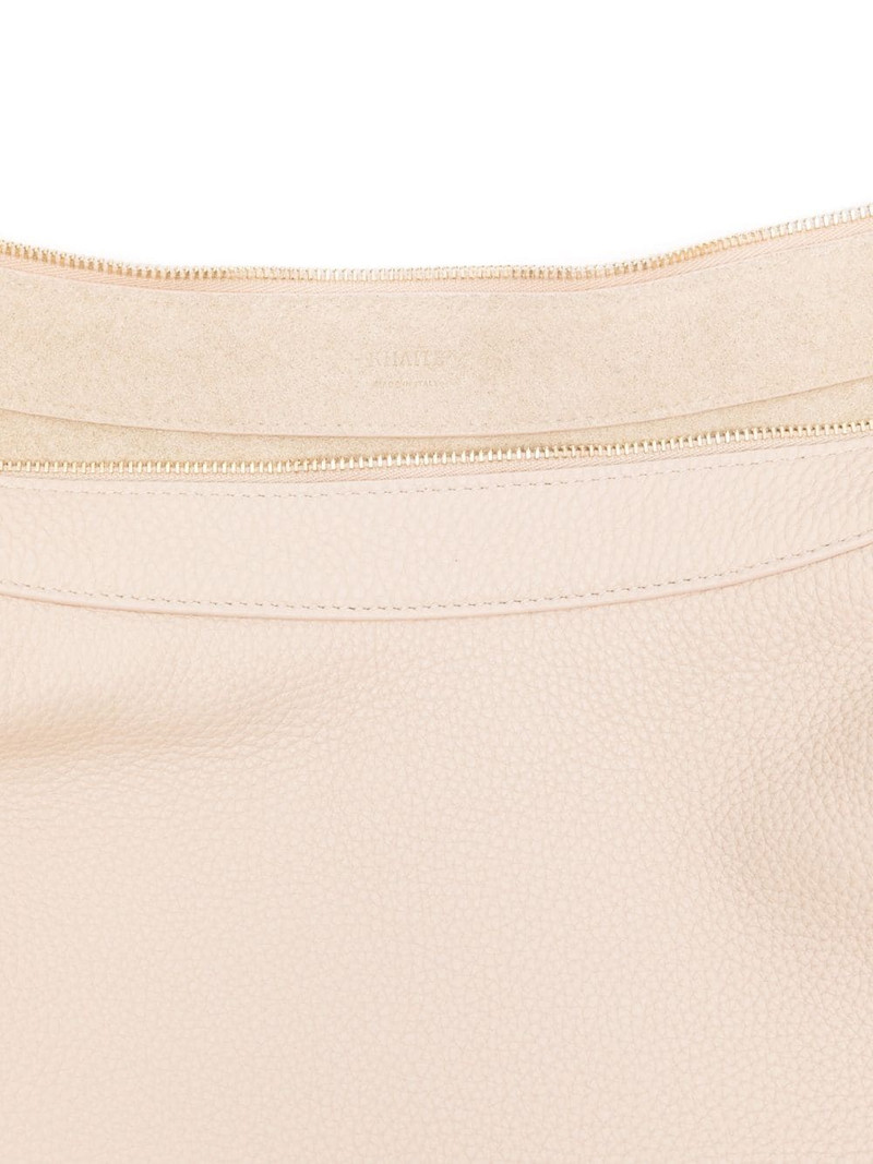 The Augustina crossbody bag 5