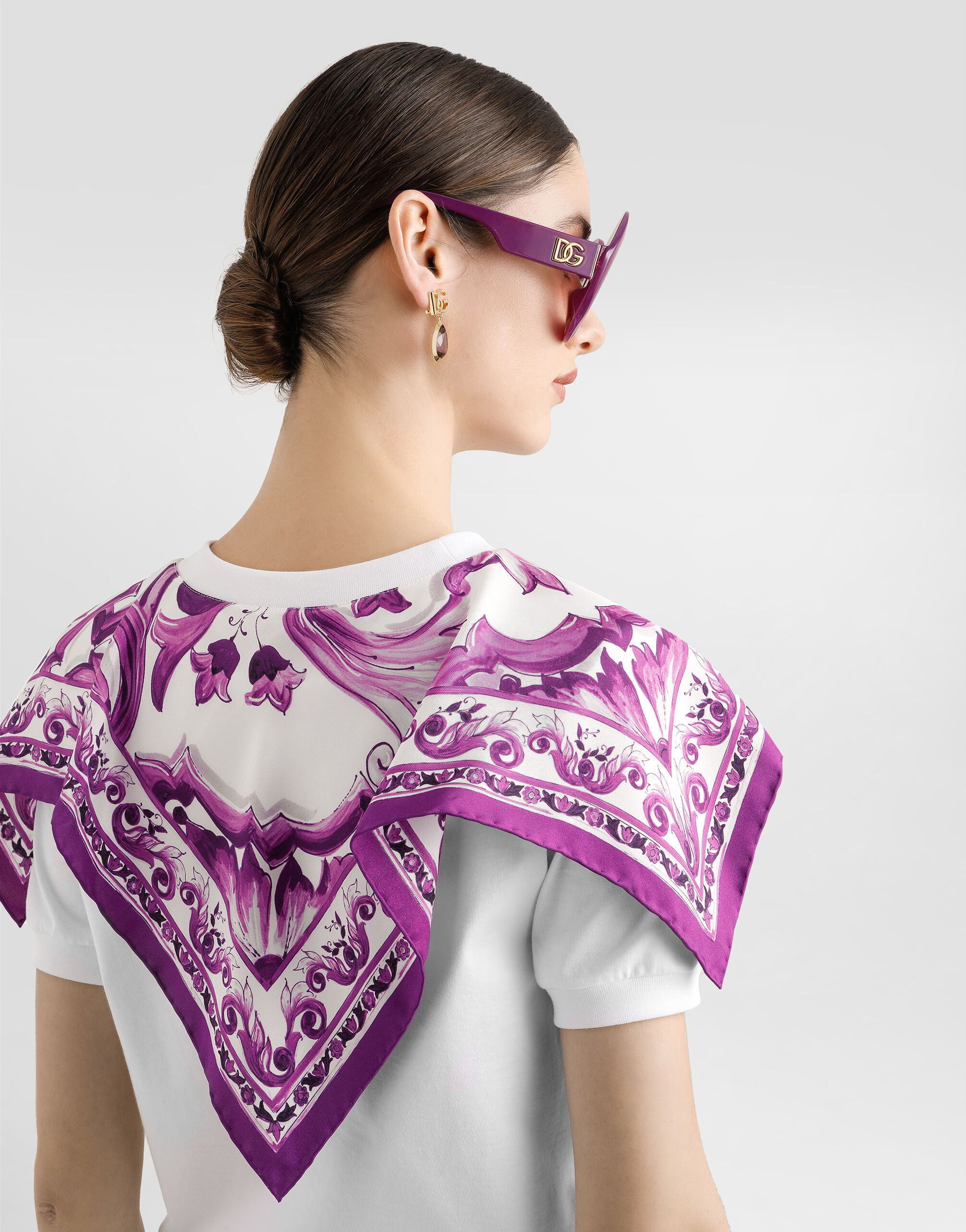 T-shirt with silk foulard - 5