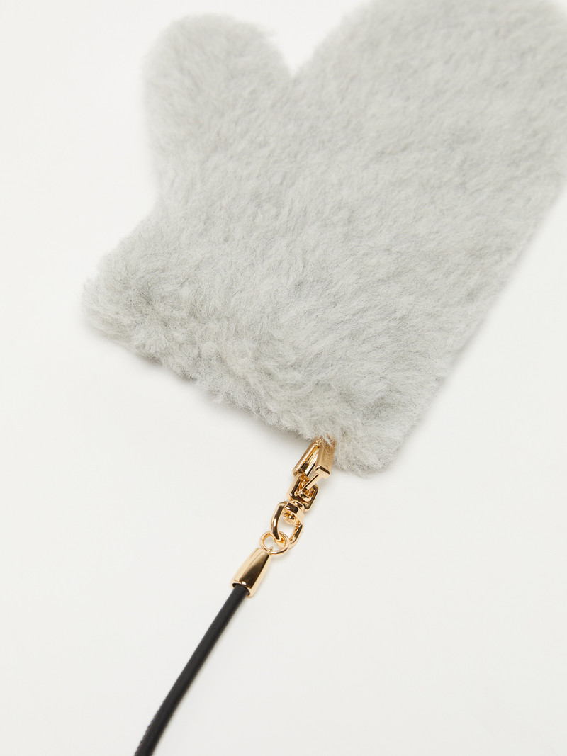 Max Mara OMBRATO3 Mittens in Teddy fabric outlook