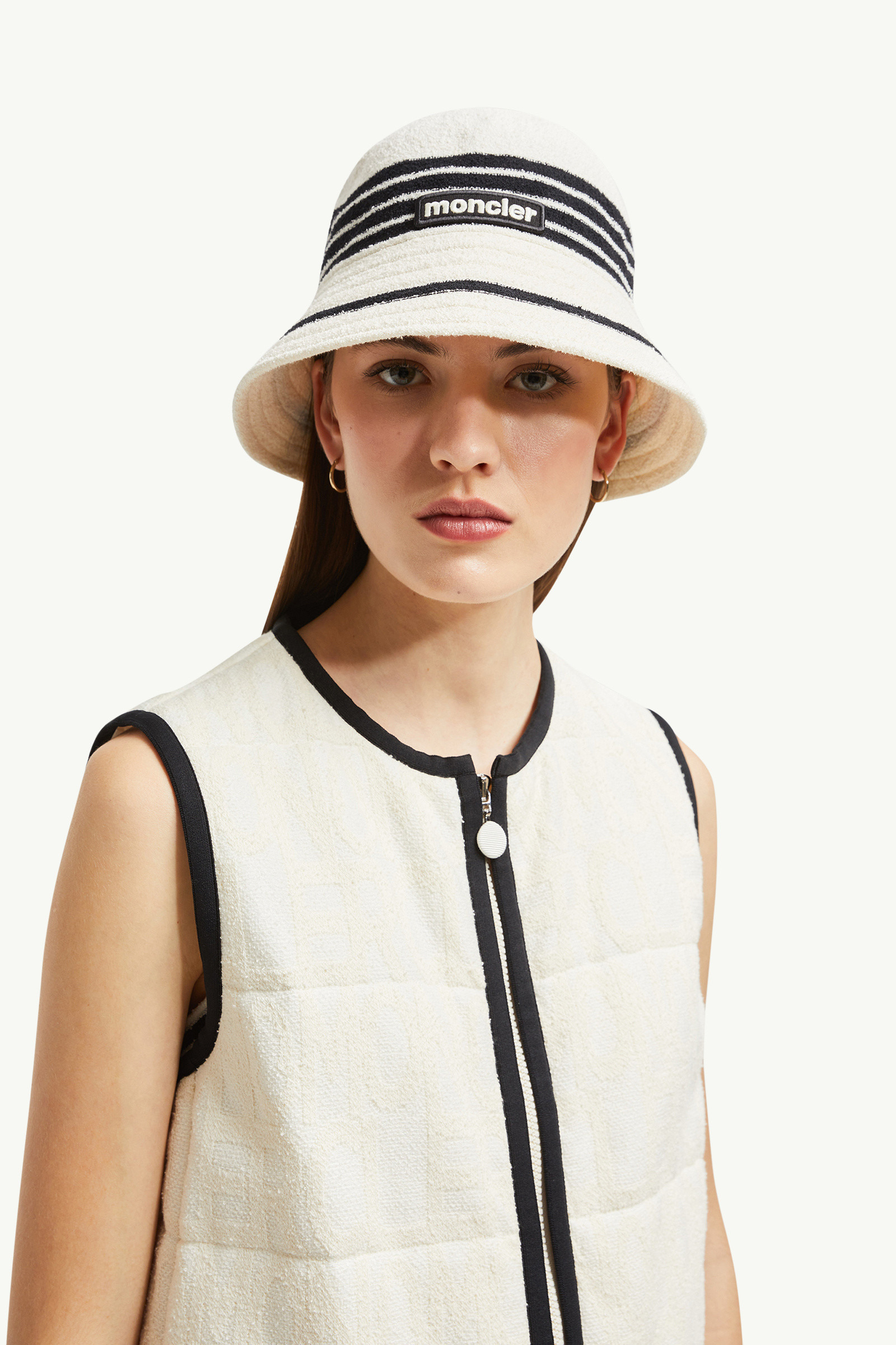 Terry Cloth Logo Jacquard Padded Vest - 4