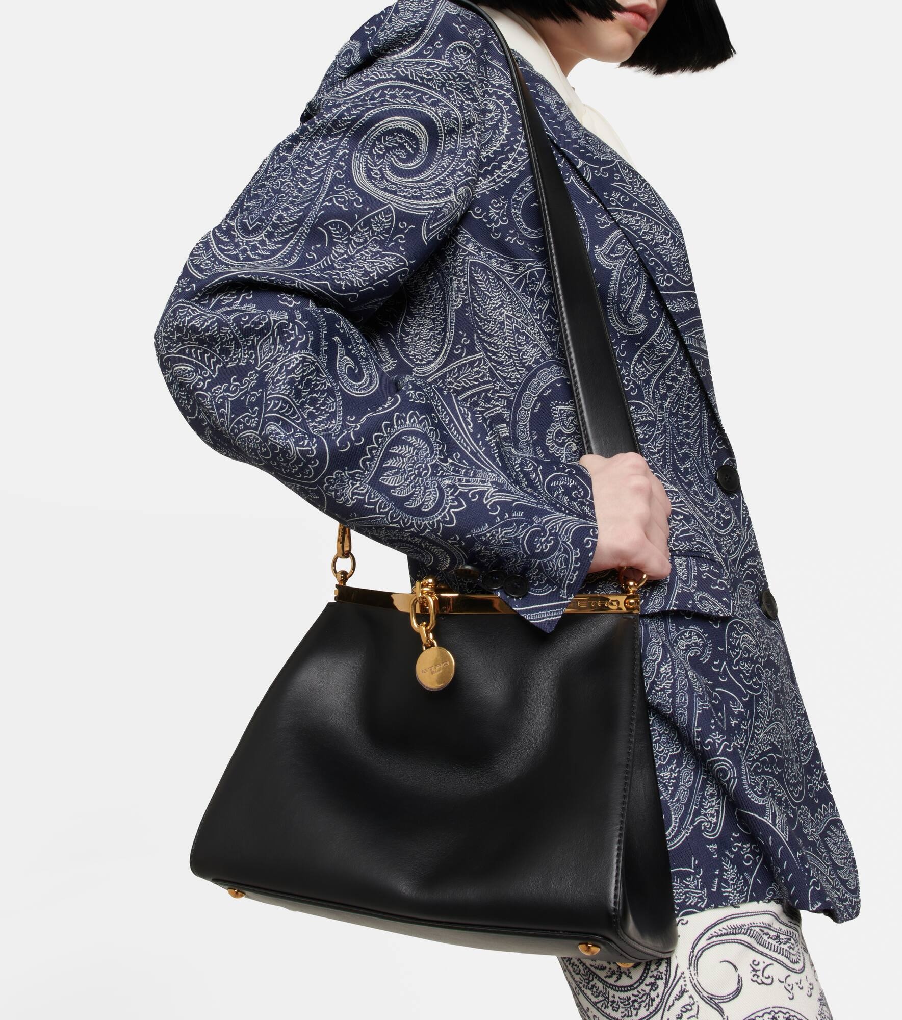 Vela Medium leather shoulder bag - 2