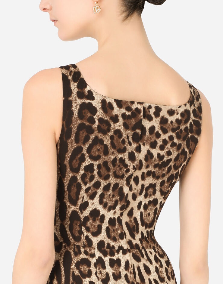 Charmeuse calf-length dress with leopard print - 5