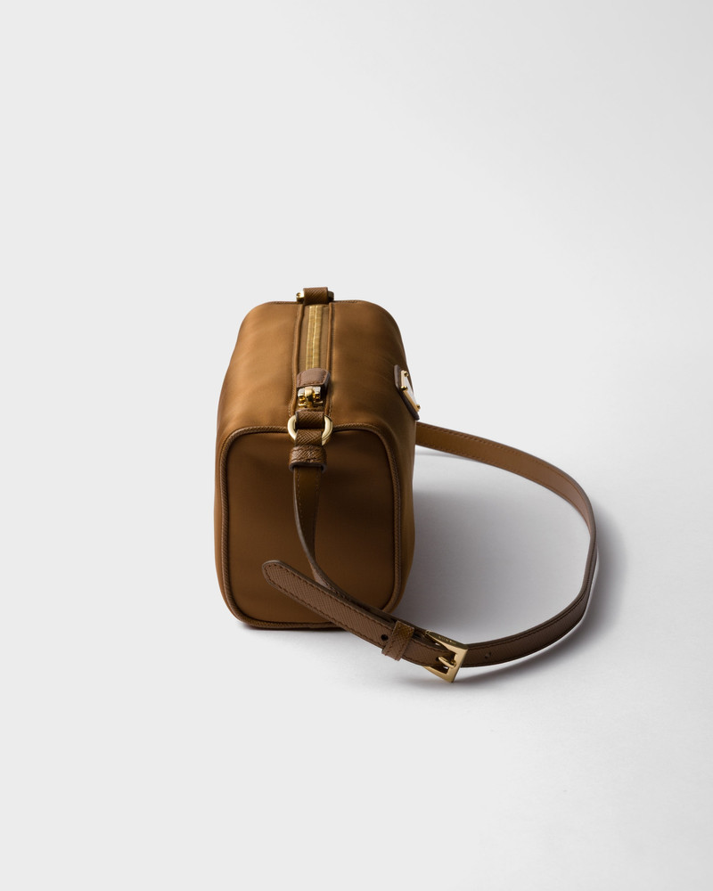 Re-Nylon pouch 6