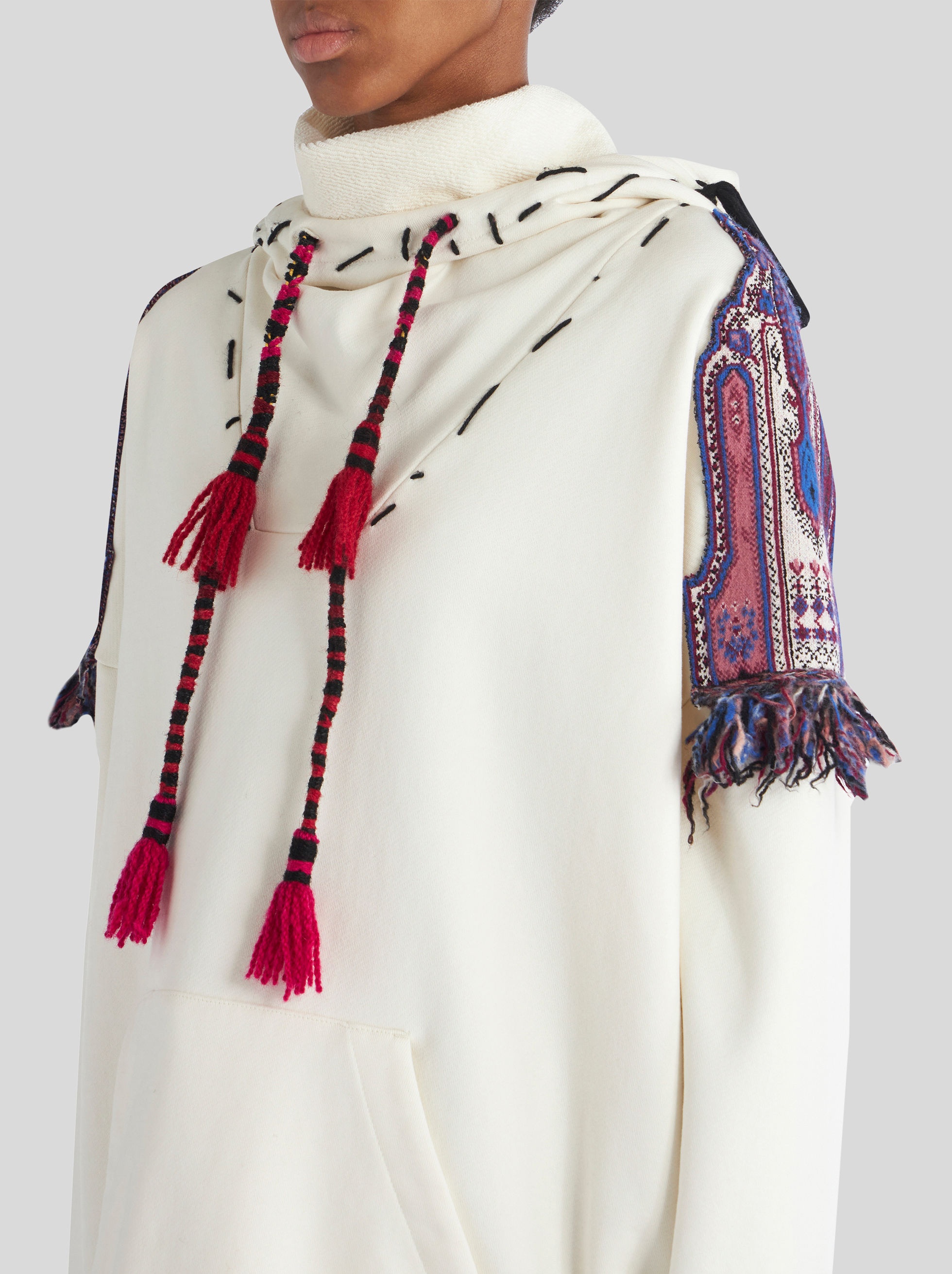 SWEATSHIRT WITH PATCH AND TASSELS - 4