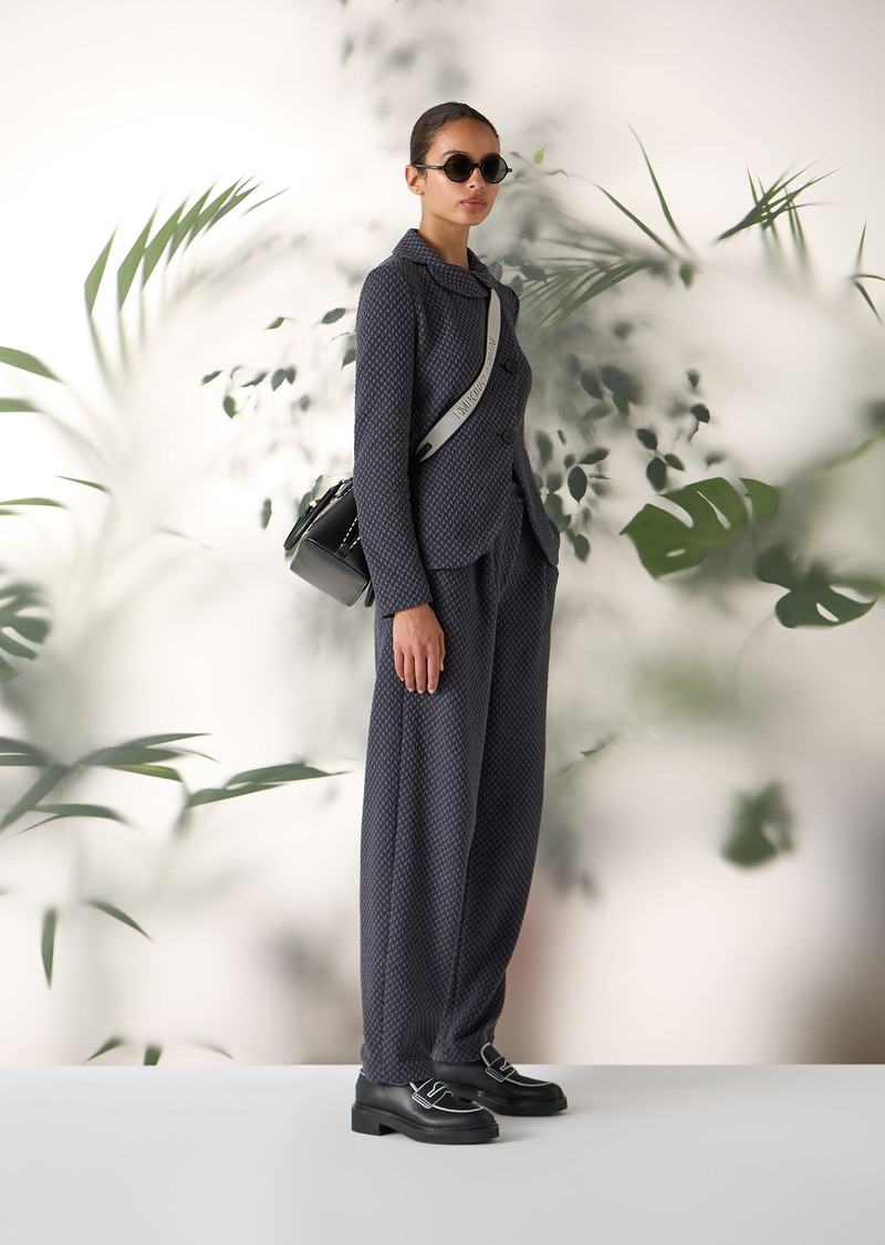 Knit-effect jacquard jersey trousers with darts 6