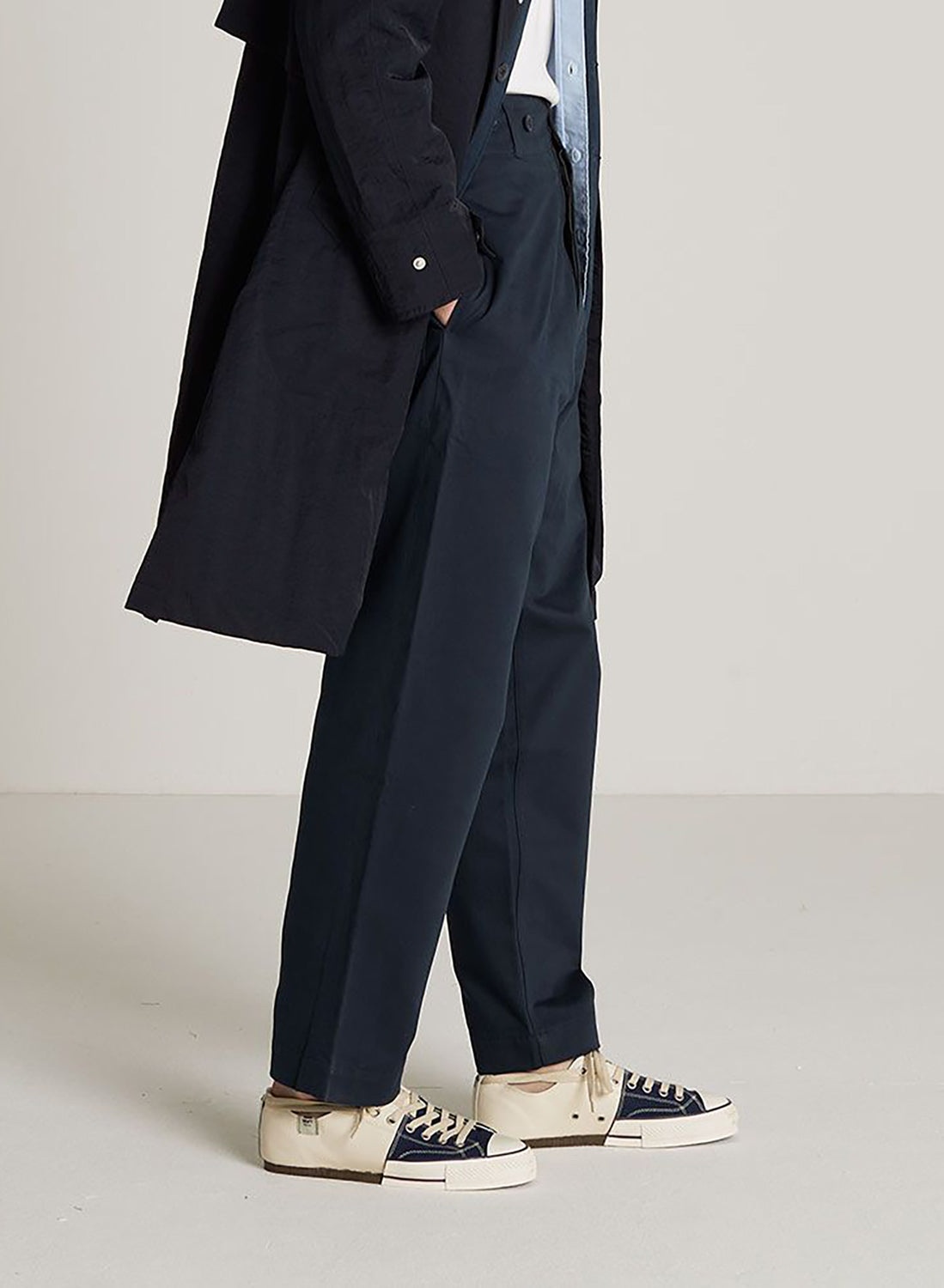Farm Pant In Dark Navy - 5